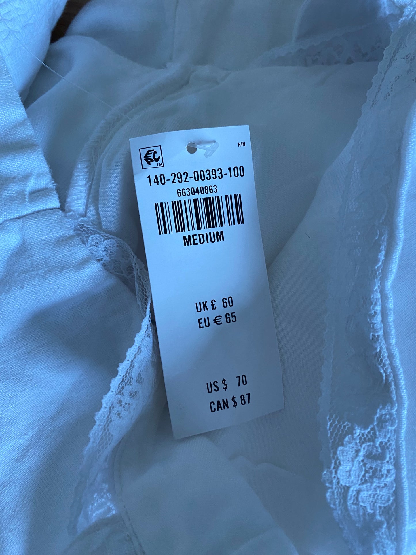 Abercrombie and Fitch white linen co ord top and skort set size 10