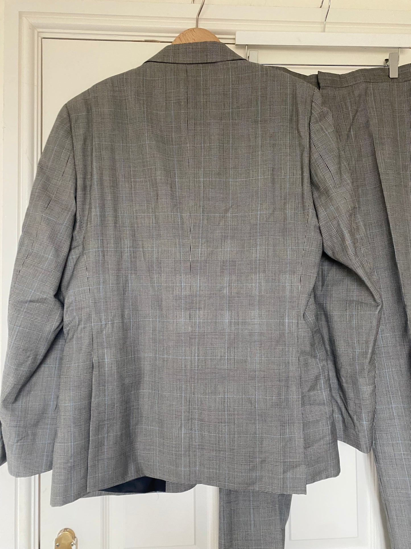 Reiss Prince of Wales check 3 Piece Suit