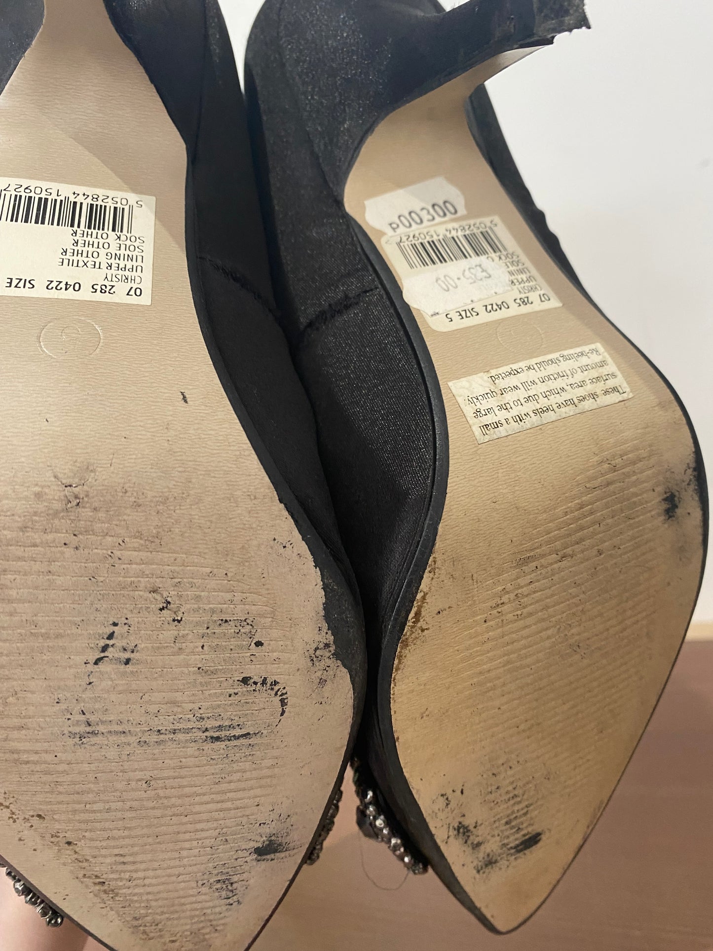 Crystal bow heels size 4