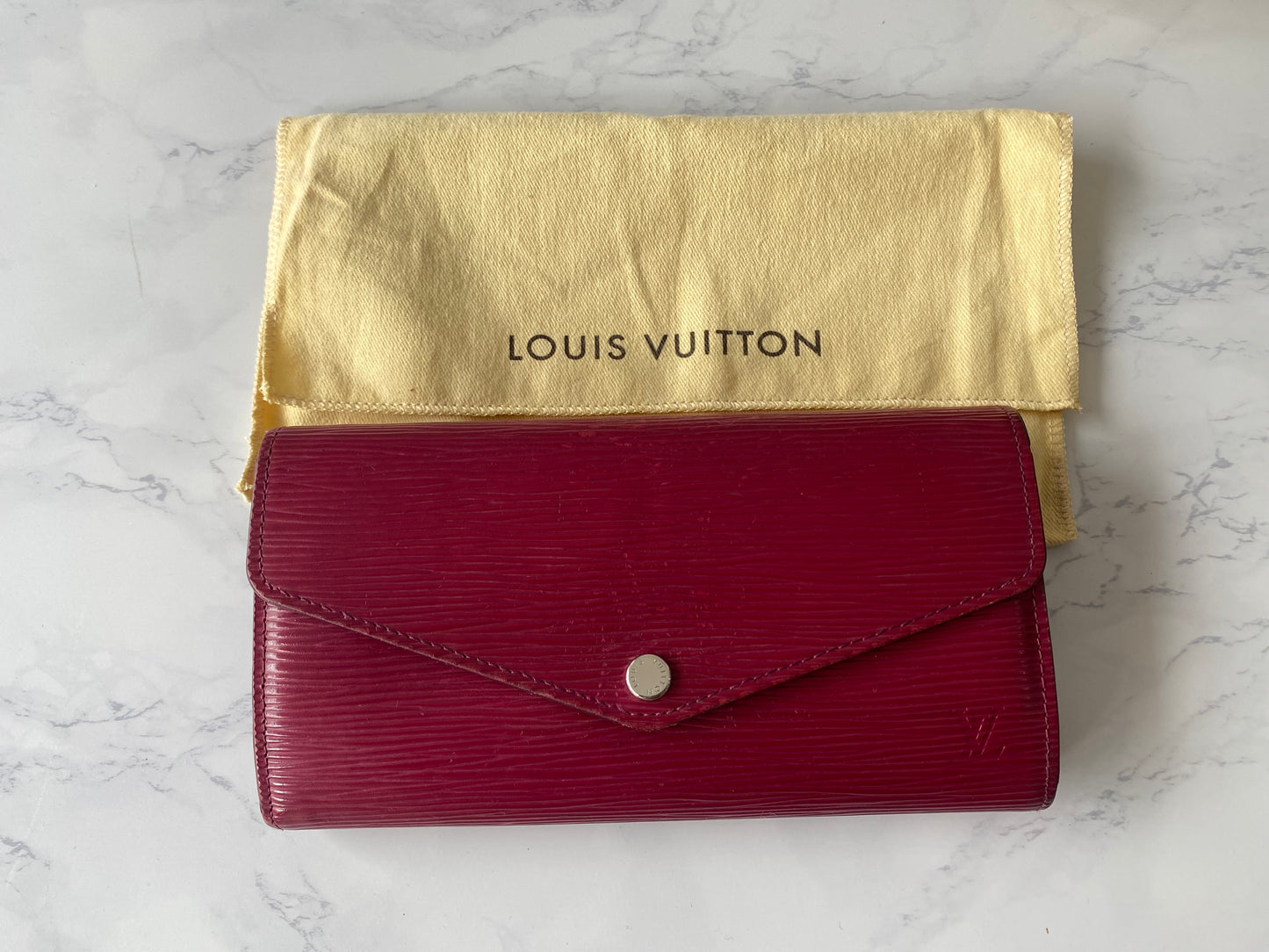 Louis Vuitton Sarah Wallet Epi Leather