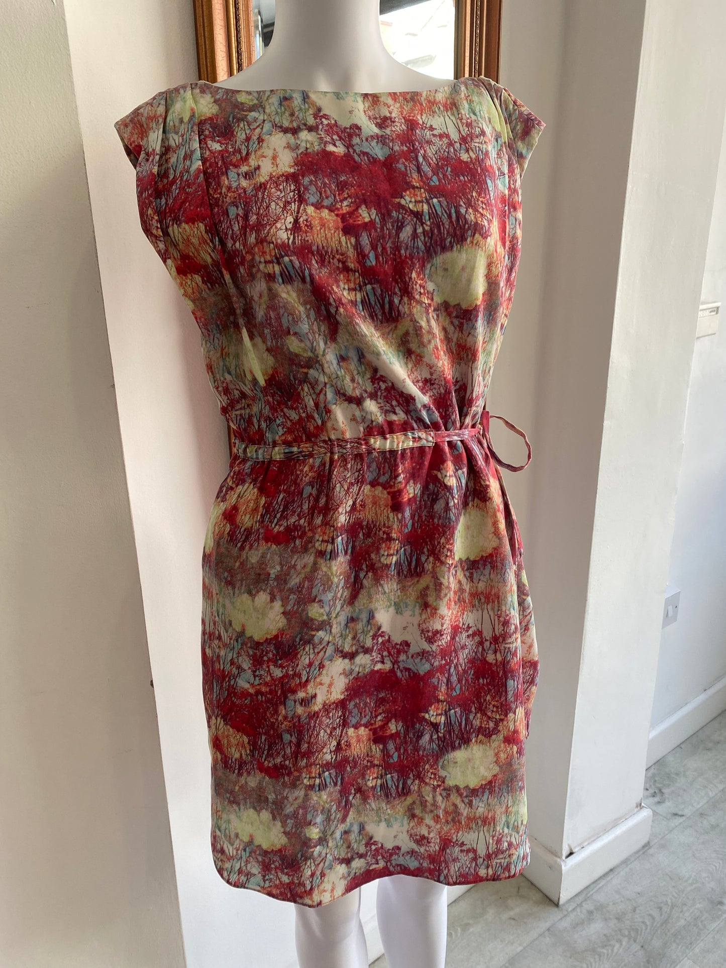 Reiss floral print dress size 8-10