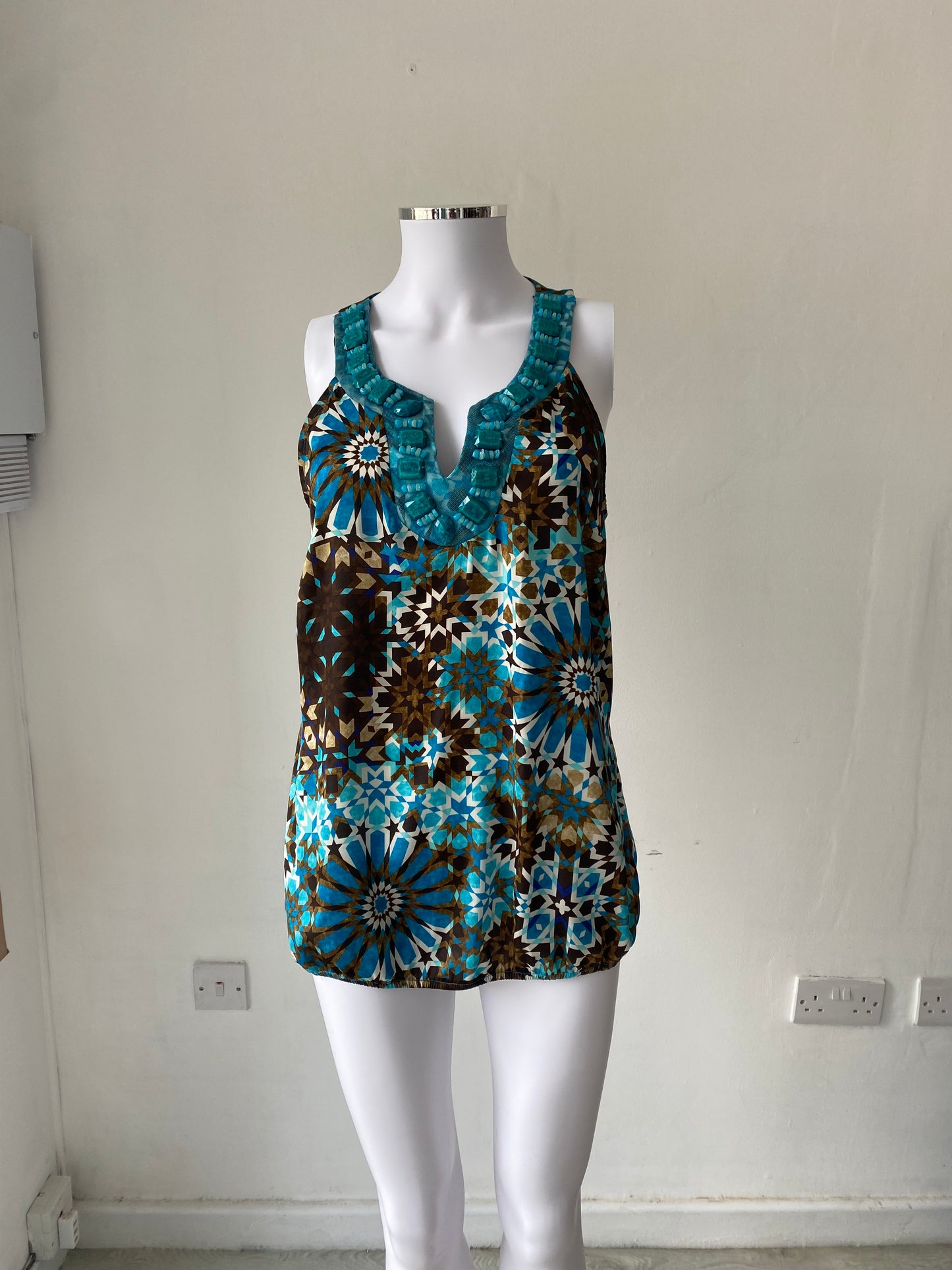 Wallis Summer Printed Top with Beading Size 12