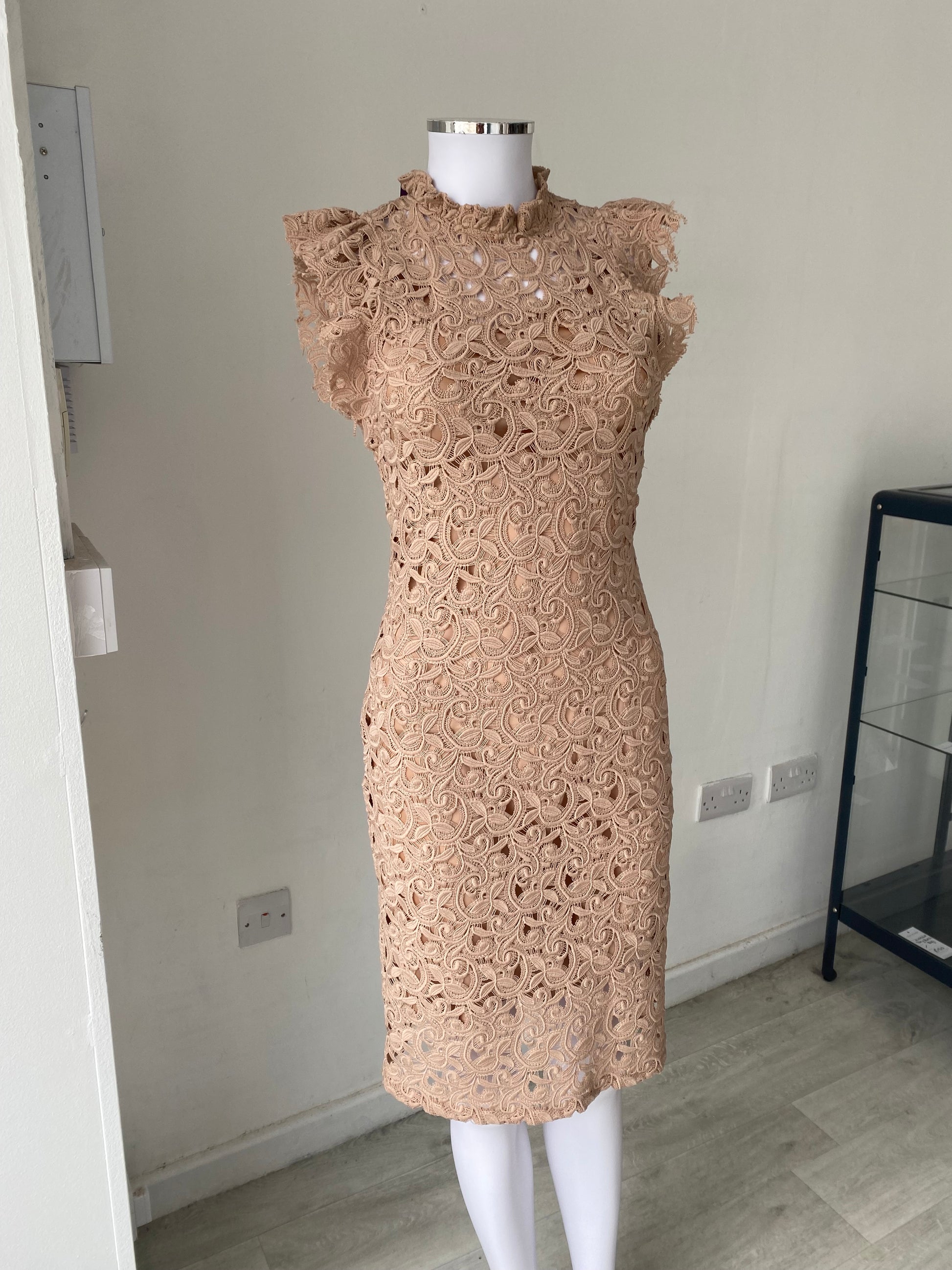 Zara Beige Lace Dress Size XS 6 Zara Beige Lace Dress Size XS 6