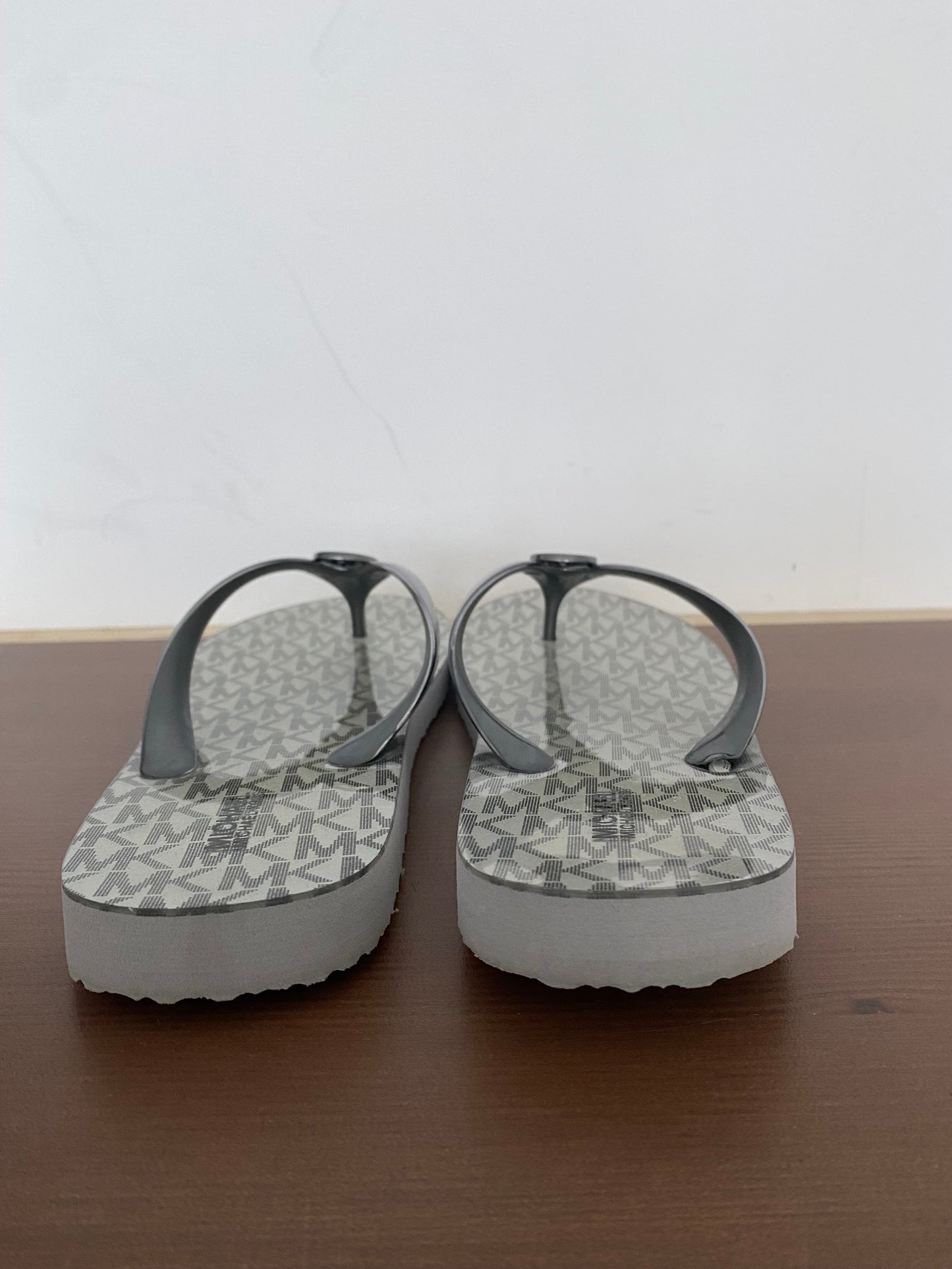 Michael Kors Grey Logo Flip Flops Size Large 6