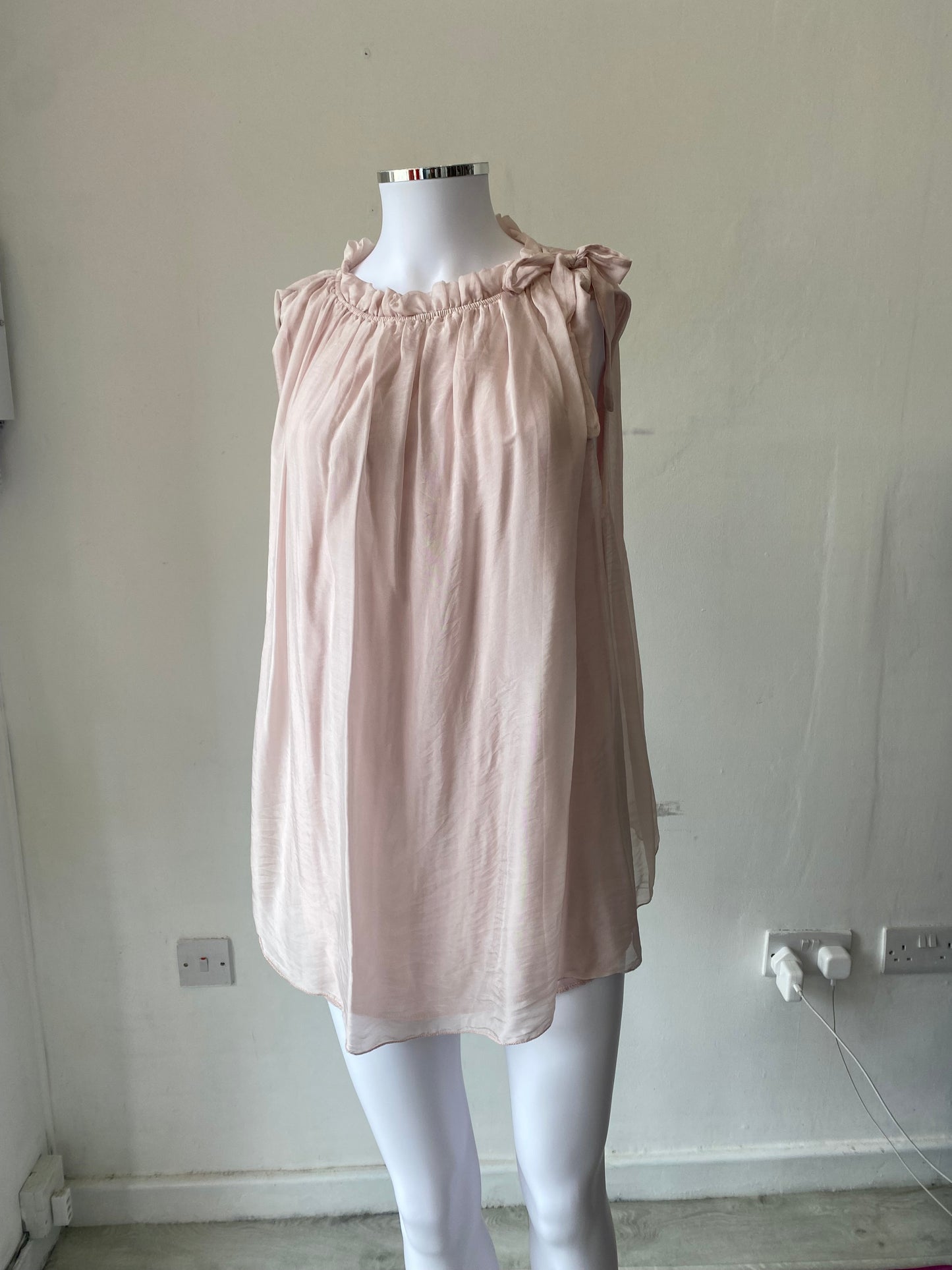 Diverse Blush Pink Silk Top Size 12