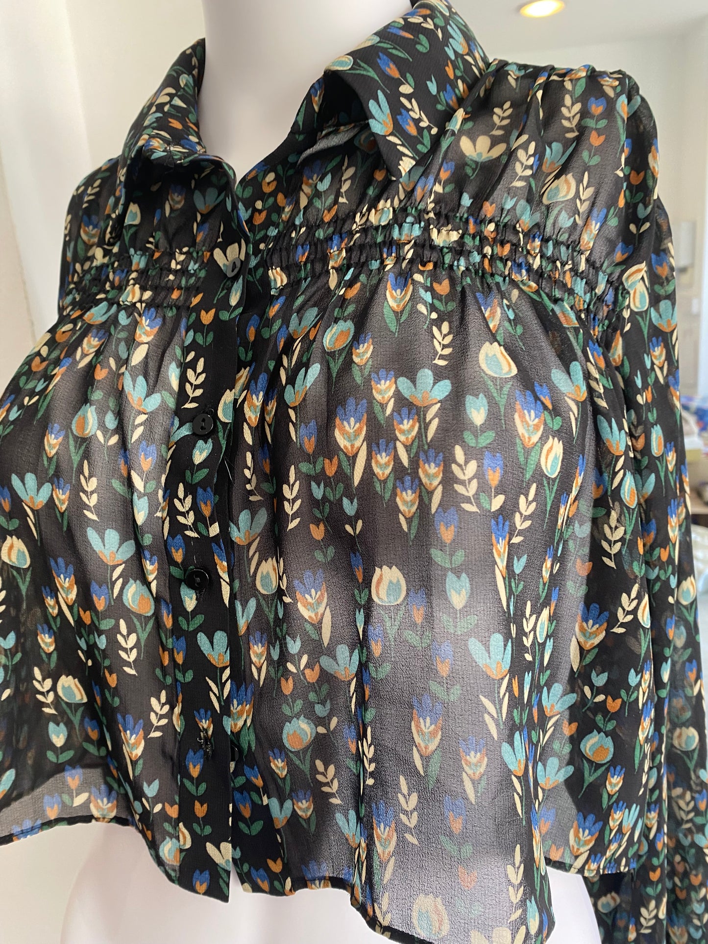 Zara cropped blouse size 8-10