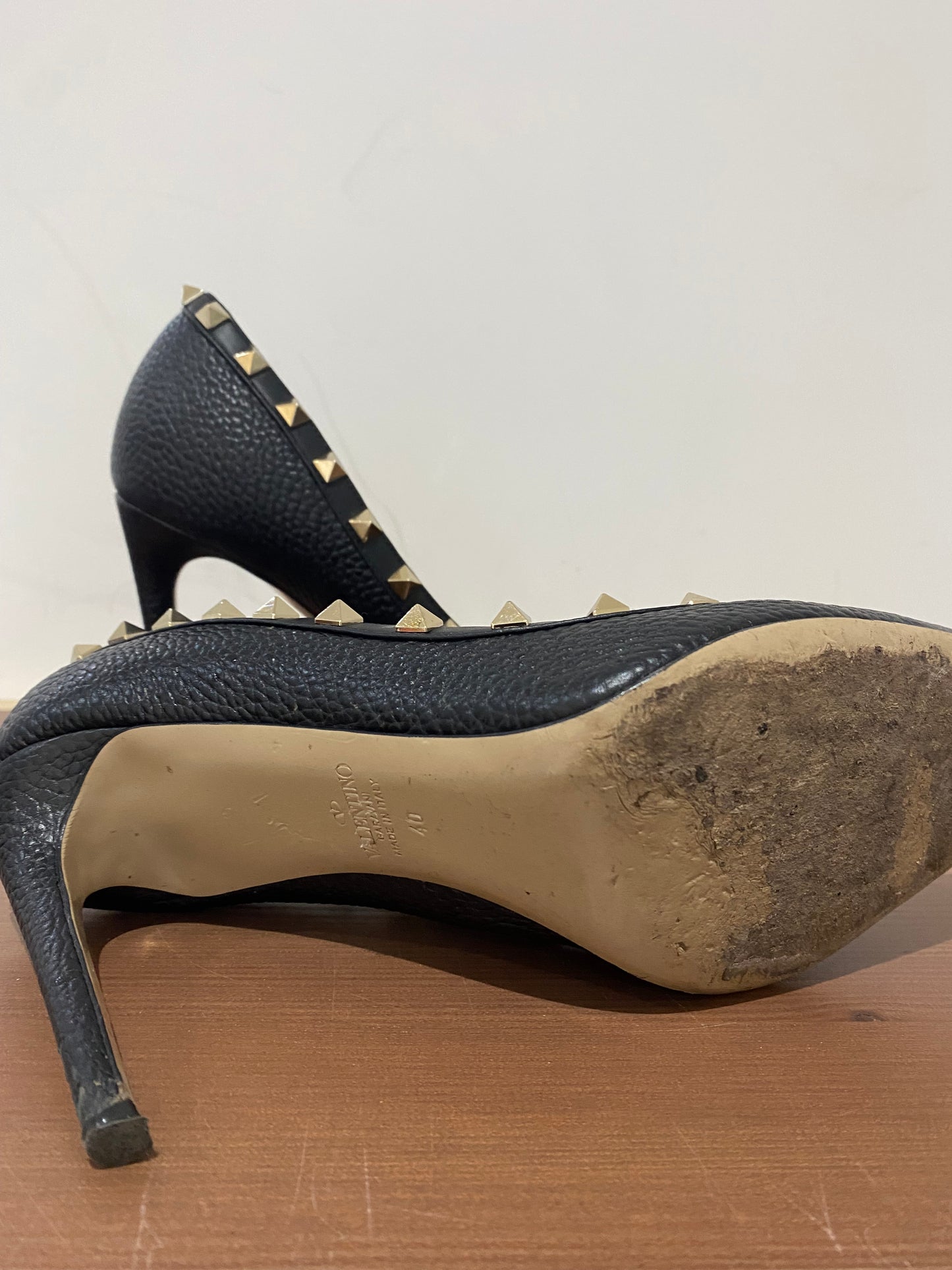 Valentino Rockstud Court Shoes Black Leather Size 7