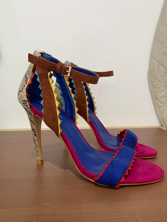 Valentino Conte heels size 5