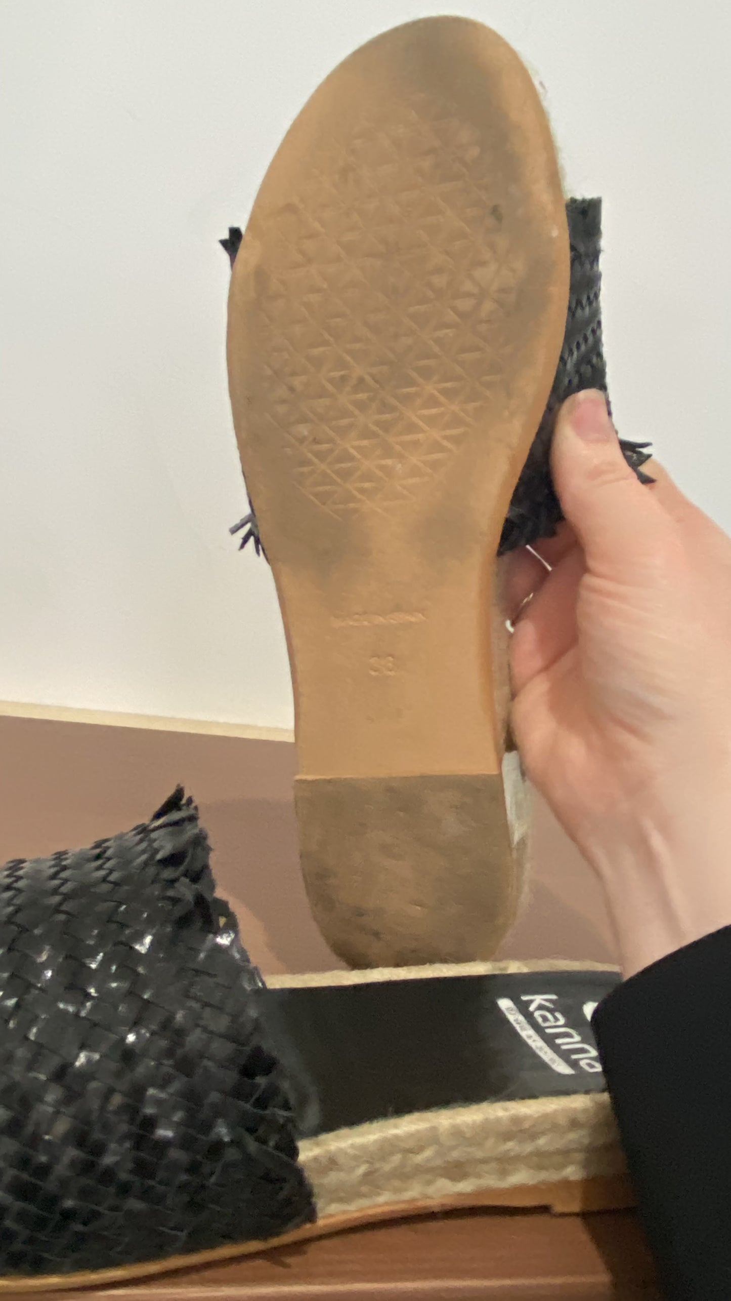 Kanna Black Leather Sliders Size 5