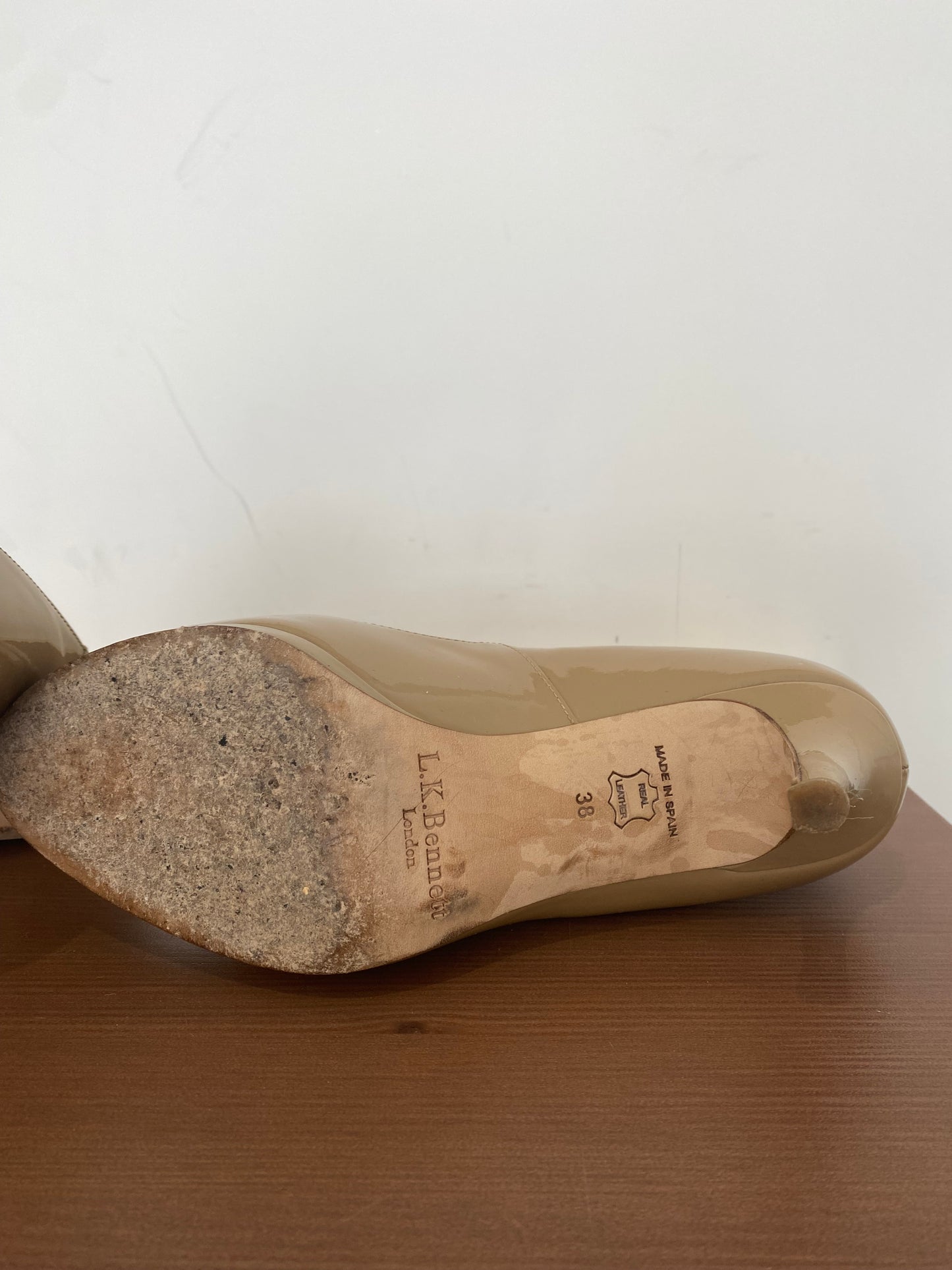 LK Bennett Beige Patent Court Shoes Size 5