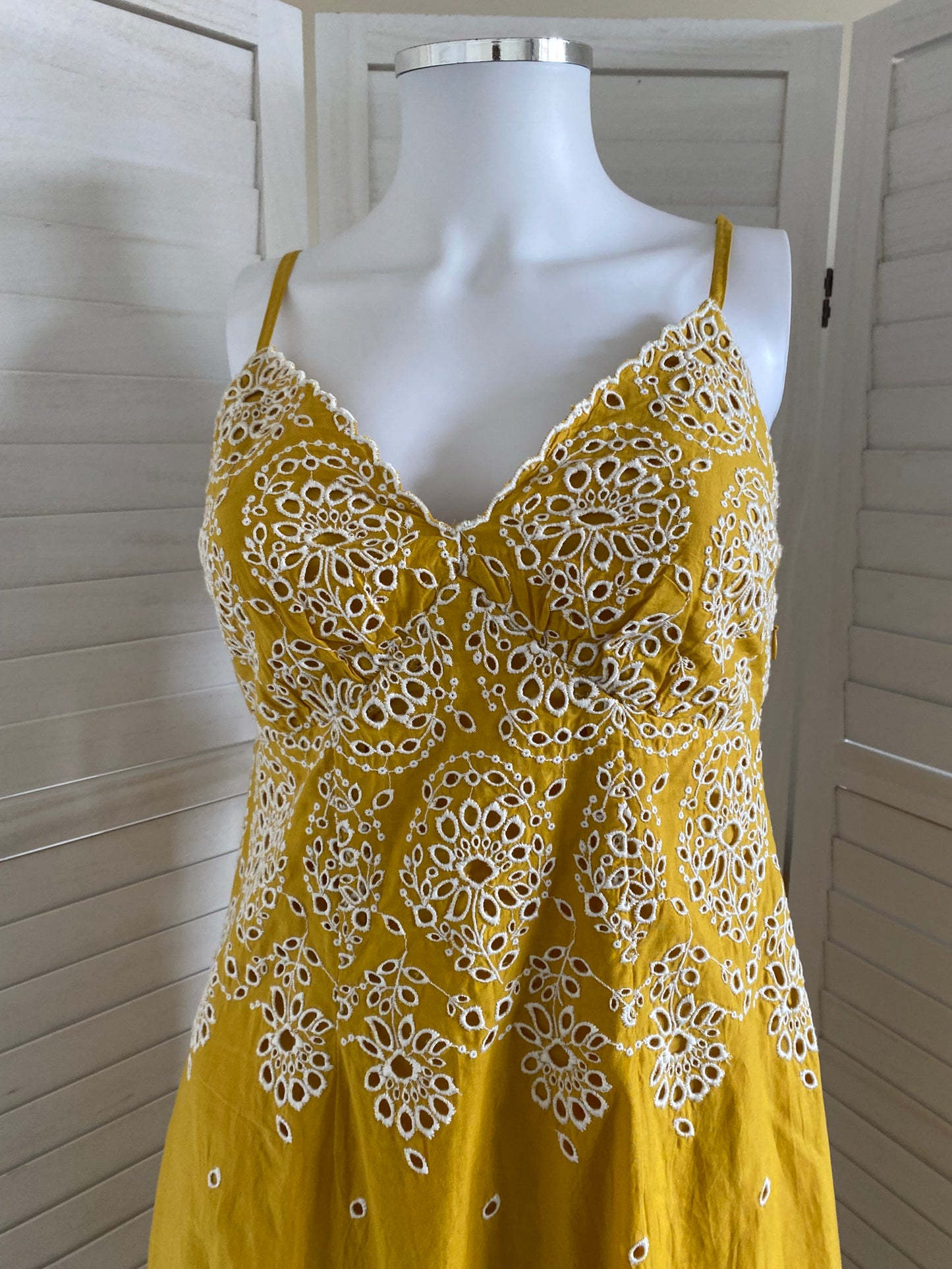 Fat Face Daisy Broderie MIDi Dress size 6