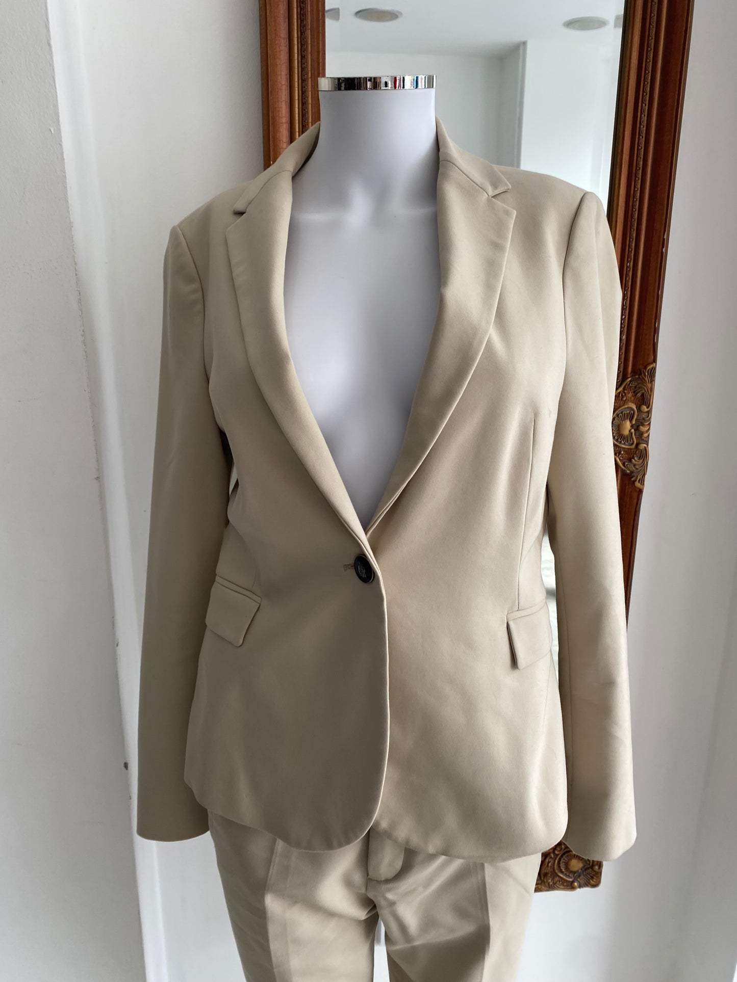Zara Beige Trouser Suit Size 10