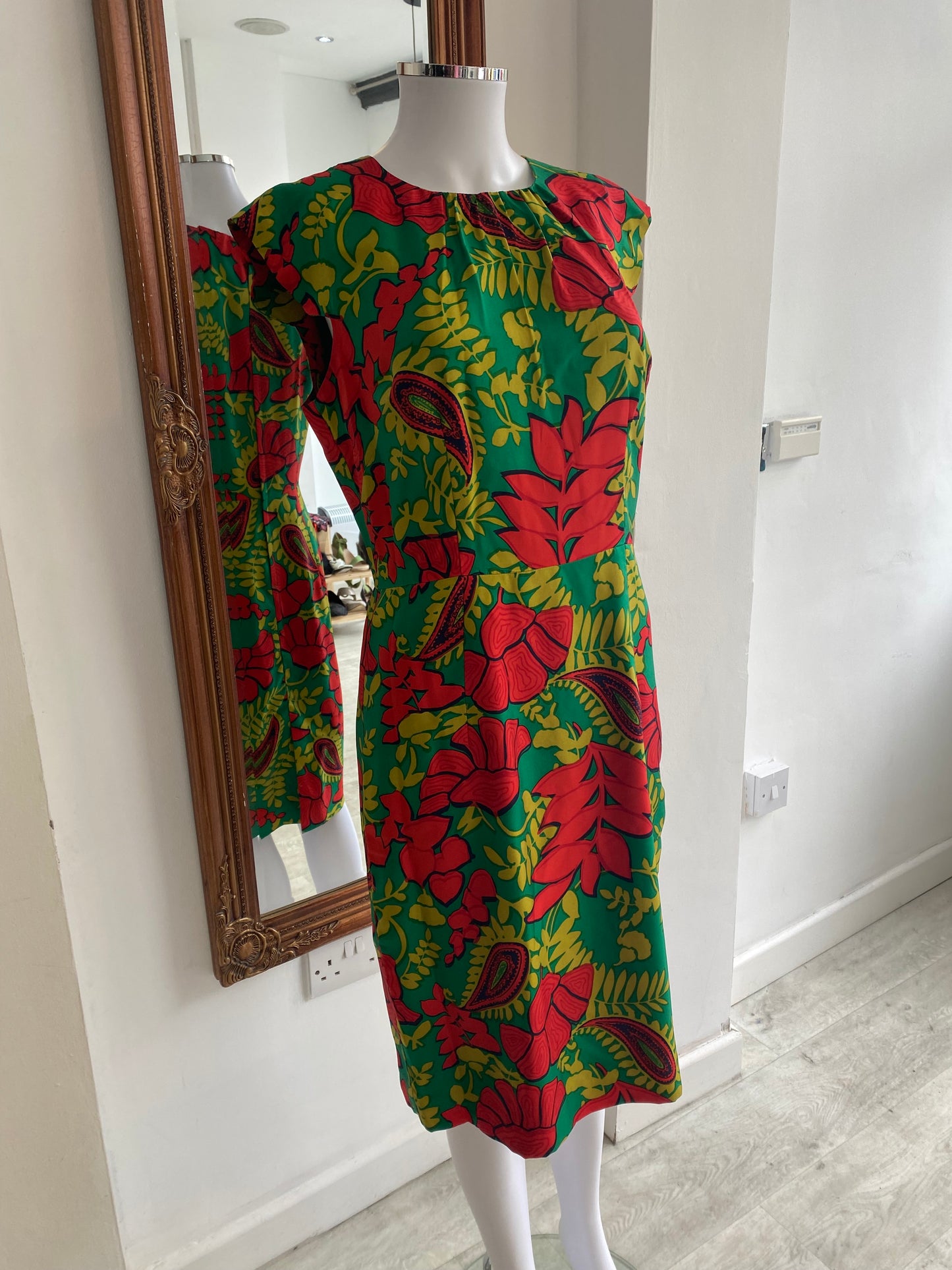 Milly New York scarf print dress size 8 100% silk