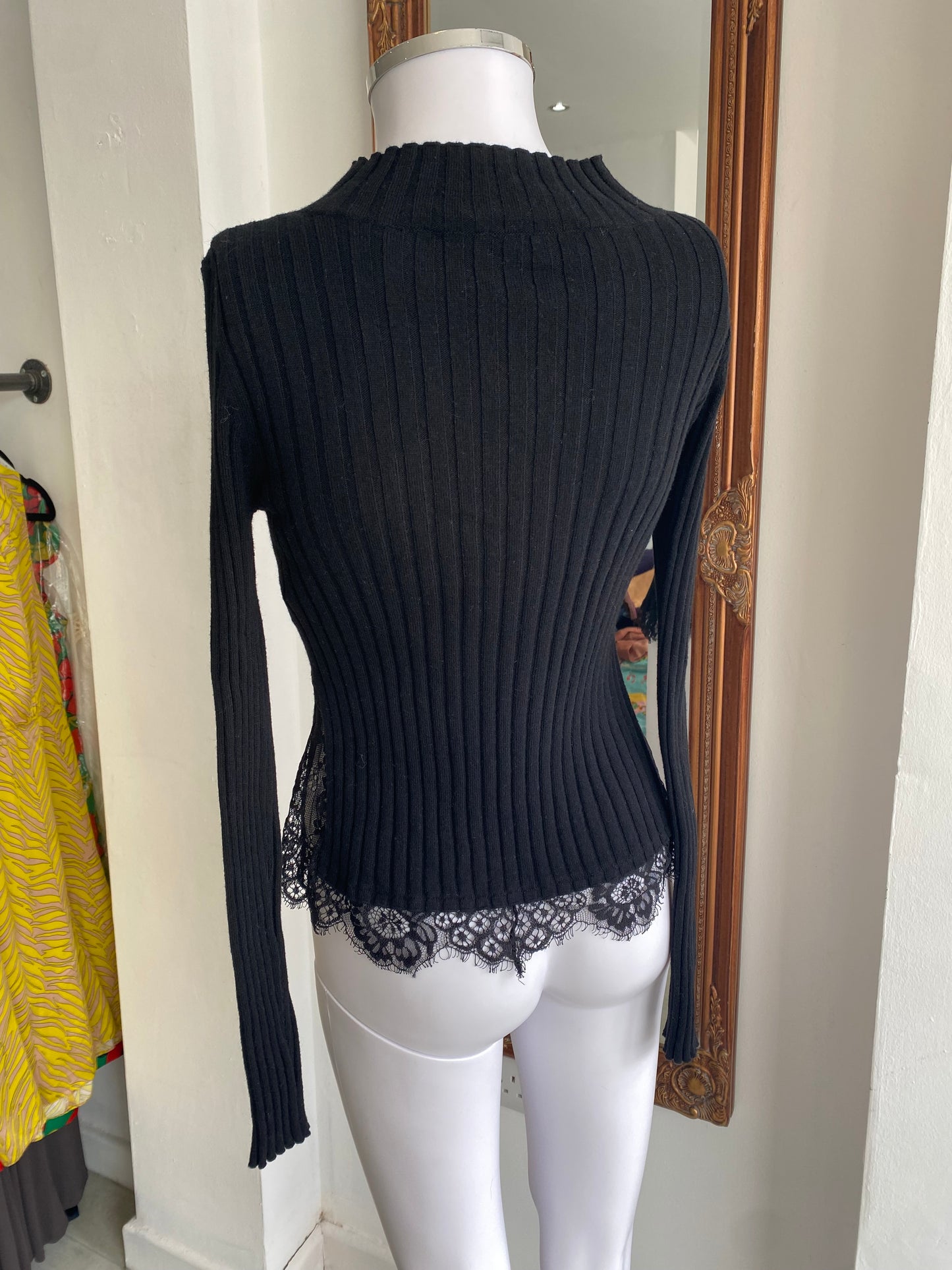 French Connection top size 8