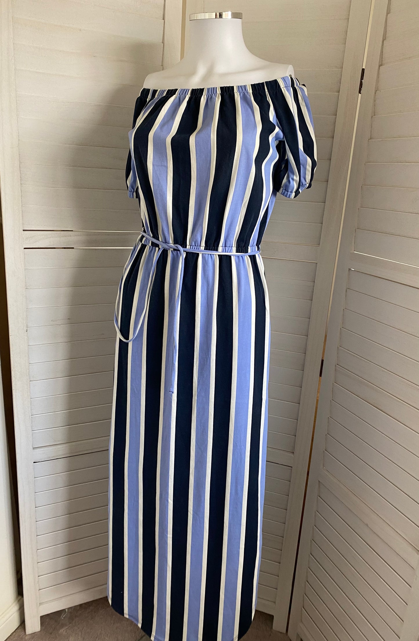 Juicy couture striped off shoulder dress size 6-8
