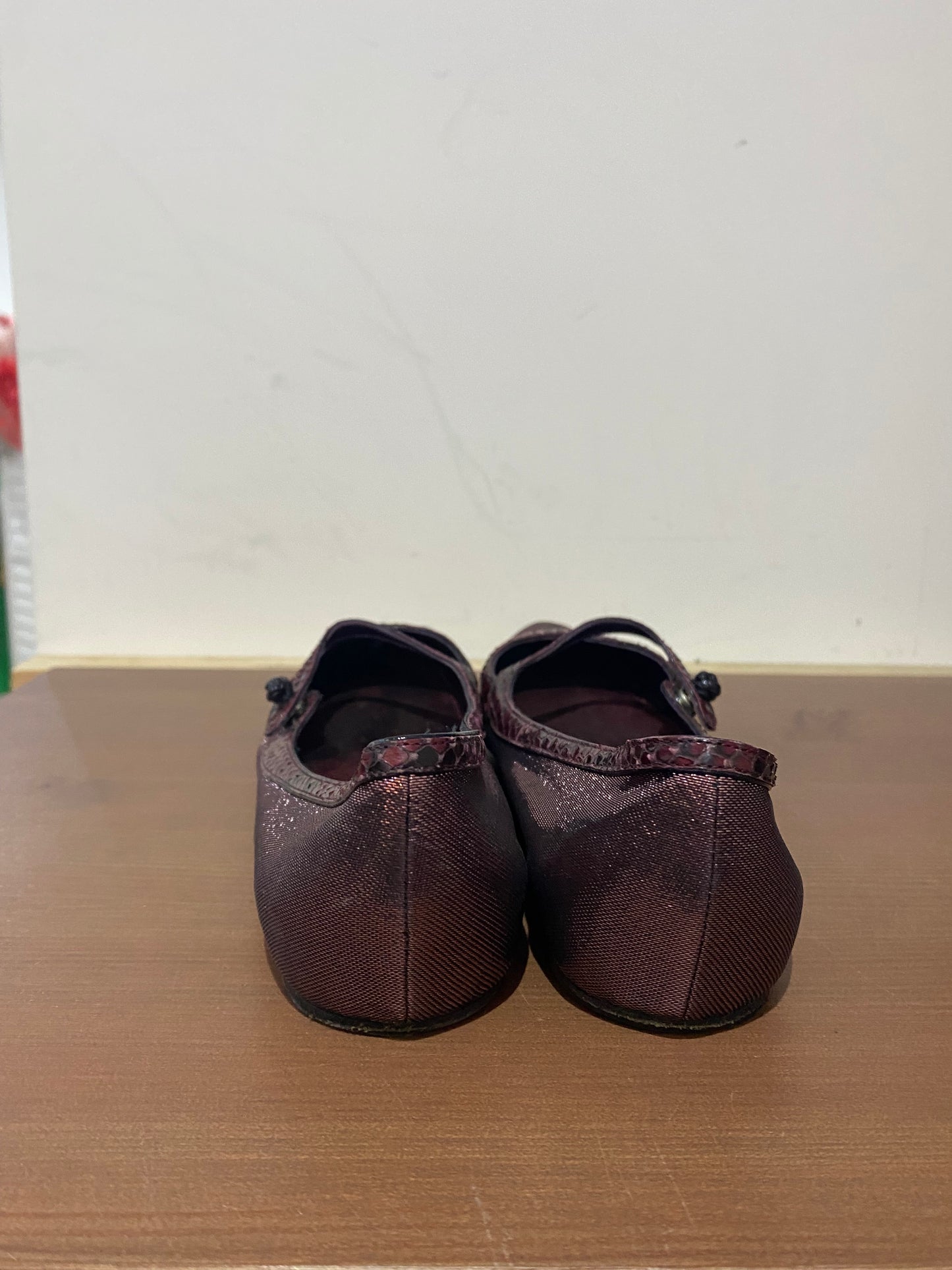Marc Jacobs Purple Shimmer Flat Shoes Size 6