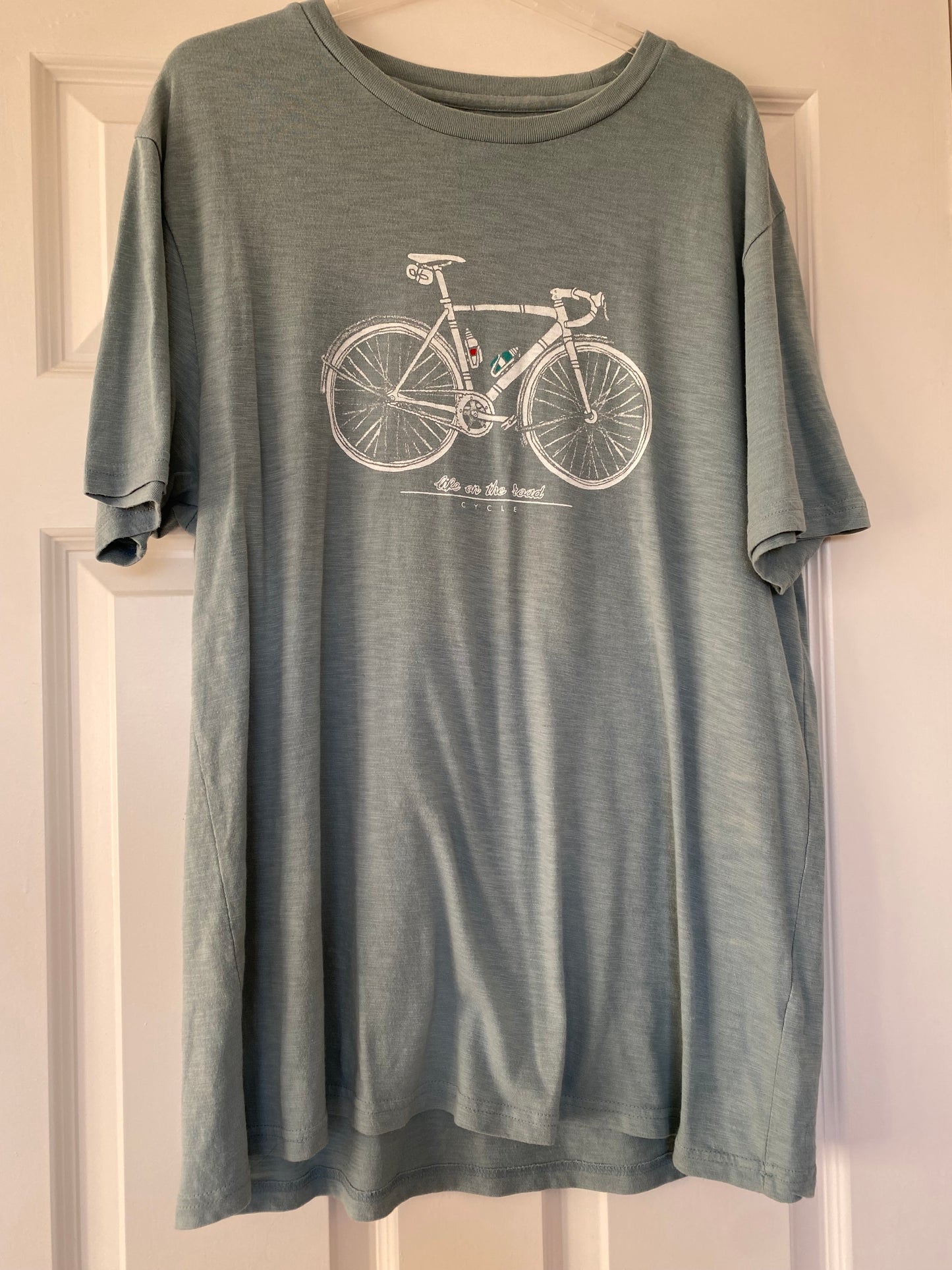 Fat Face Cycle Tshirt Size Large