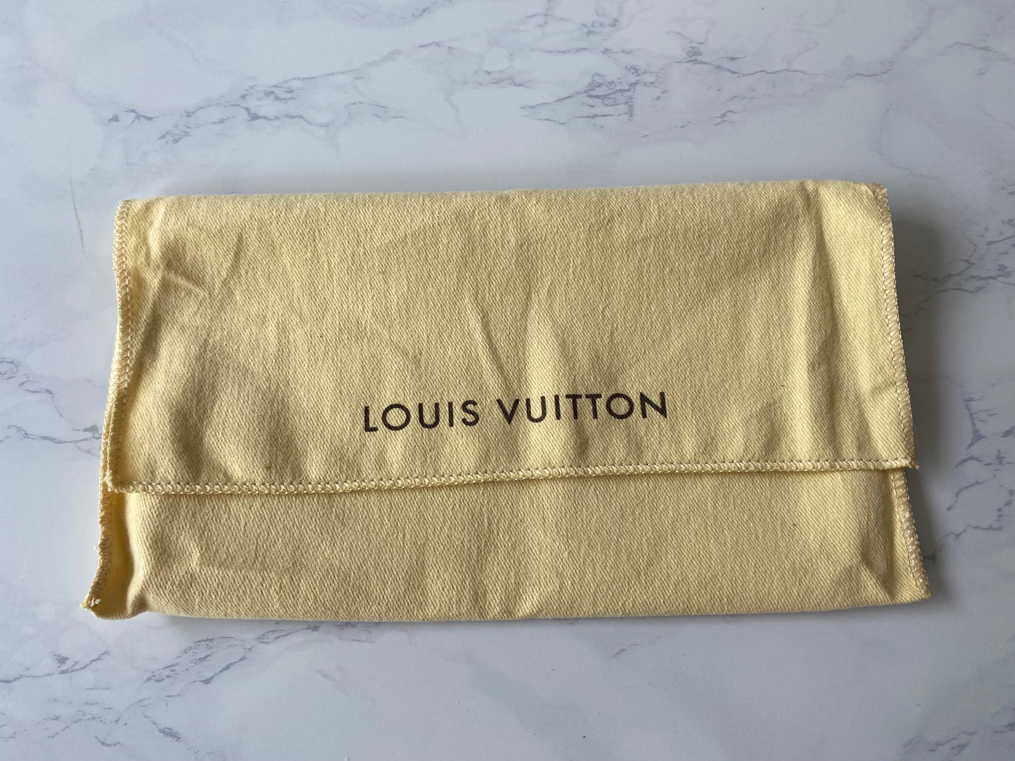 Louis Vuitton Sarah Wallet Epi Leather