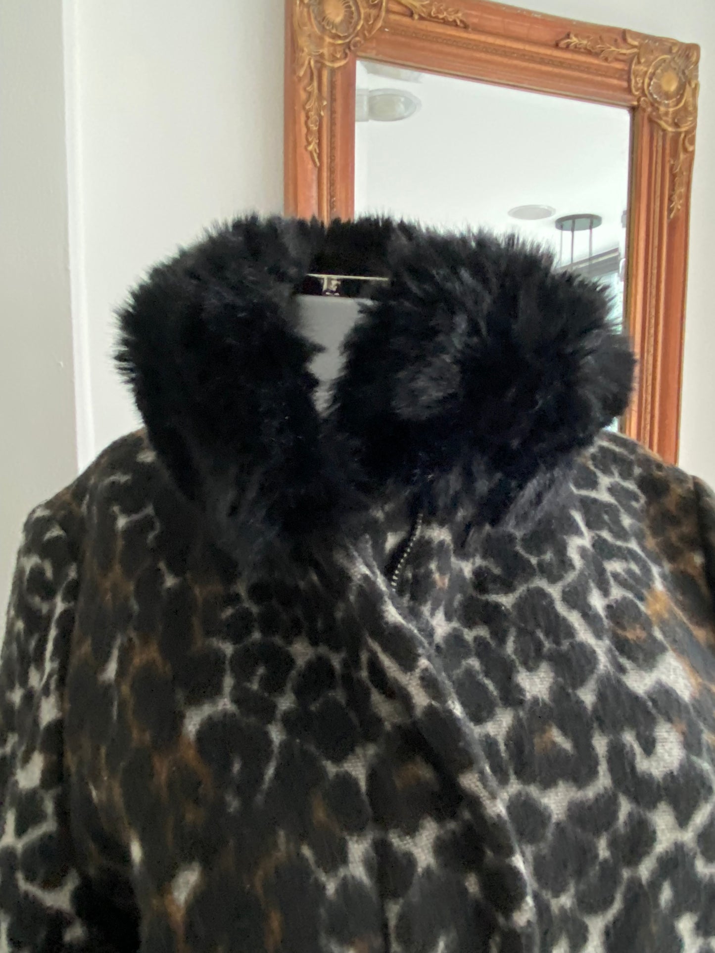 Four Seasons leopard print coat size 12-14
