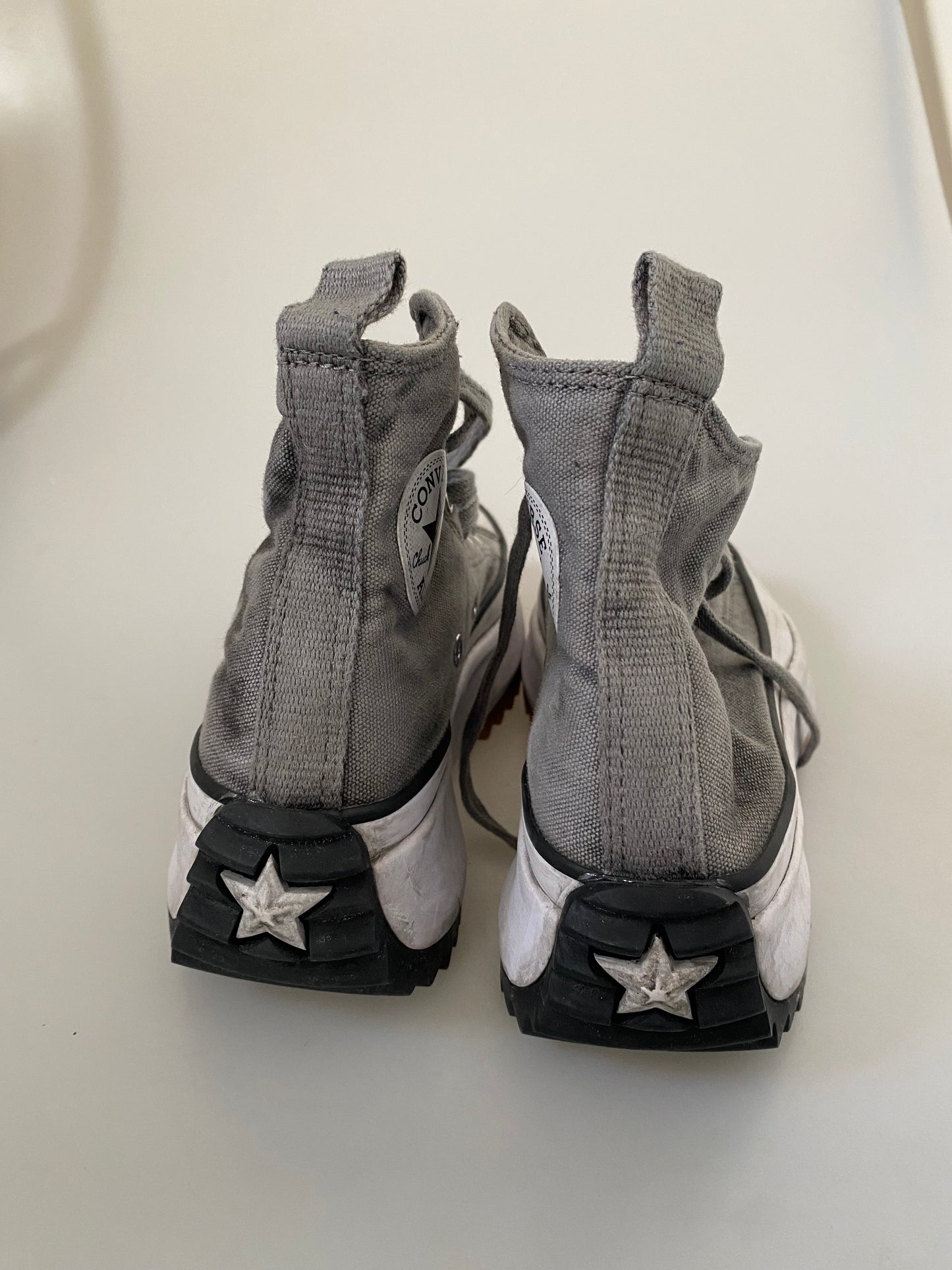 Converse grey canvas run star trainers size 3
