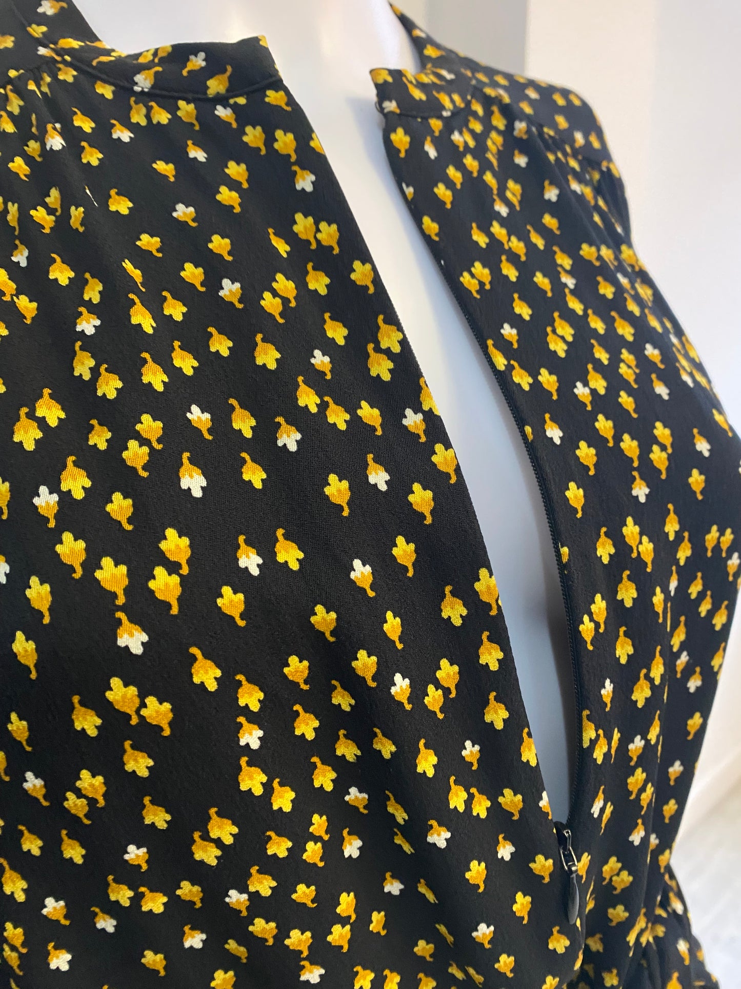 Me and Em Black and YellowPatterned Dress Size 12