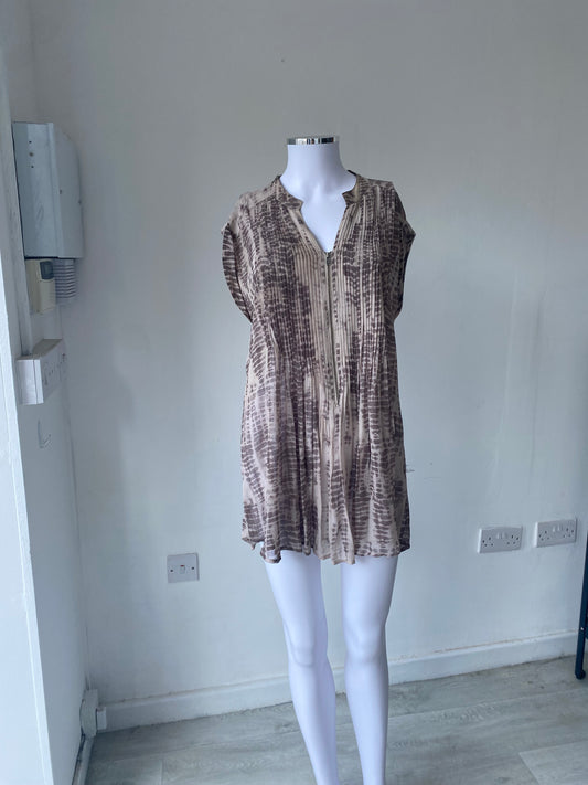 Mint Velvet Patterned Top Size 14