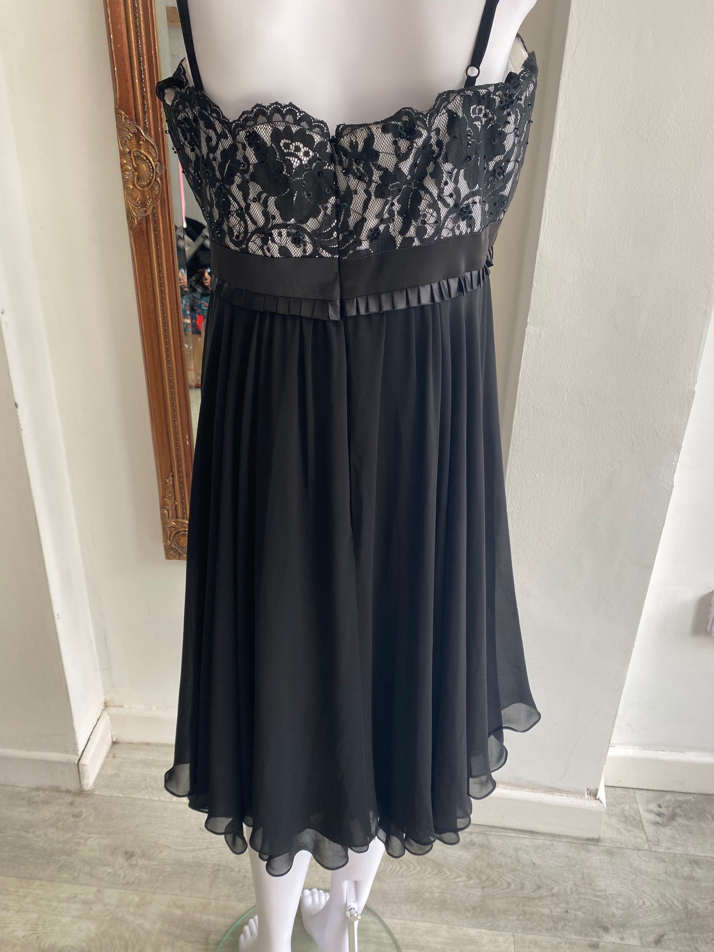 Gina Bacconi black dress size 14