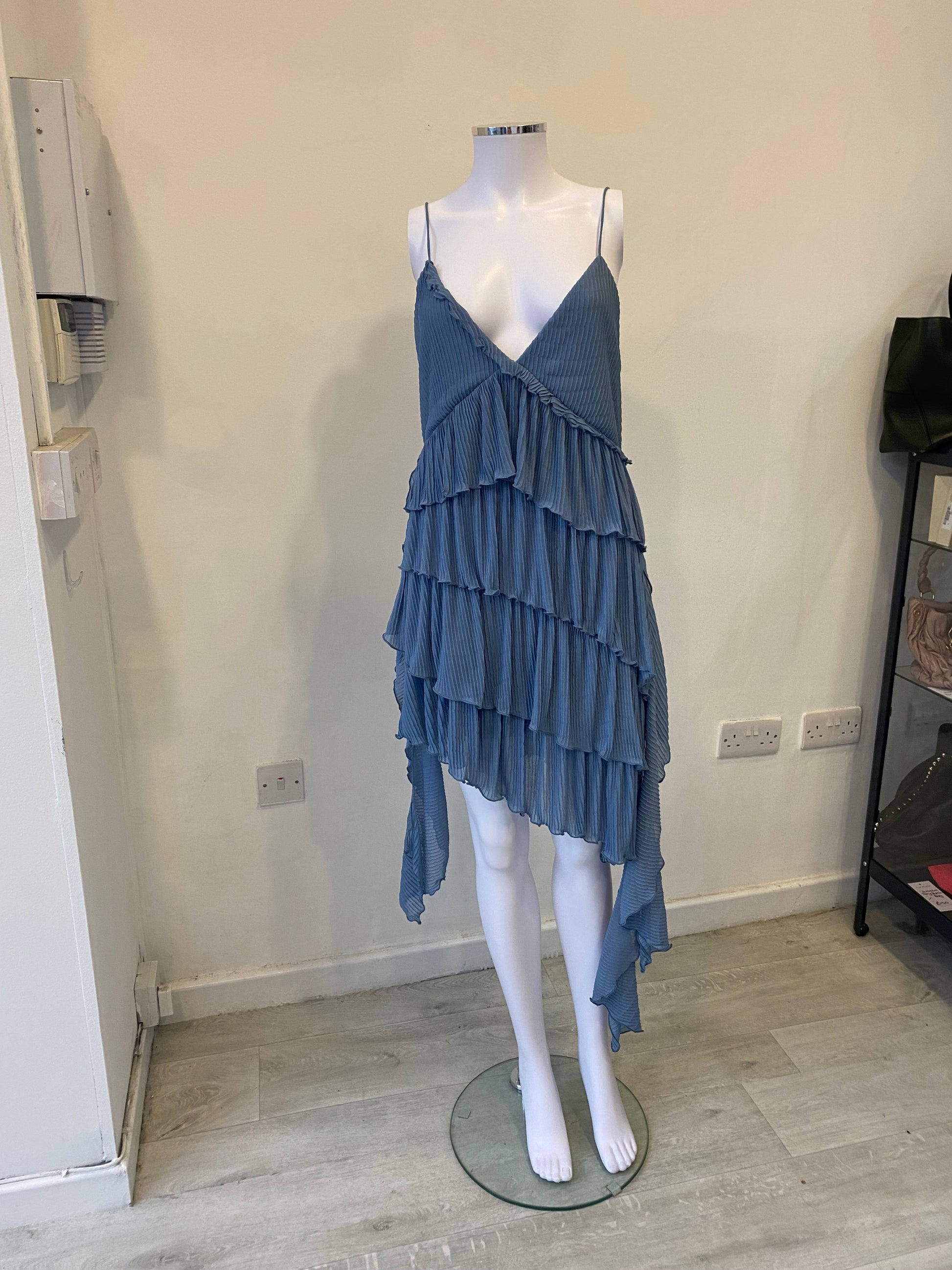 Zara Blue Pleated Dress Size 12 Follow The Clothes Zara Blue Pleated Dress Size 12 Follow The Clothes