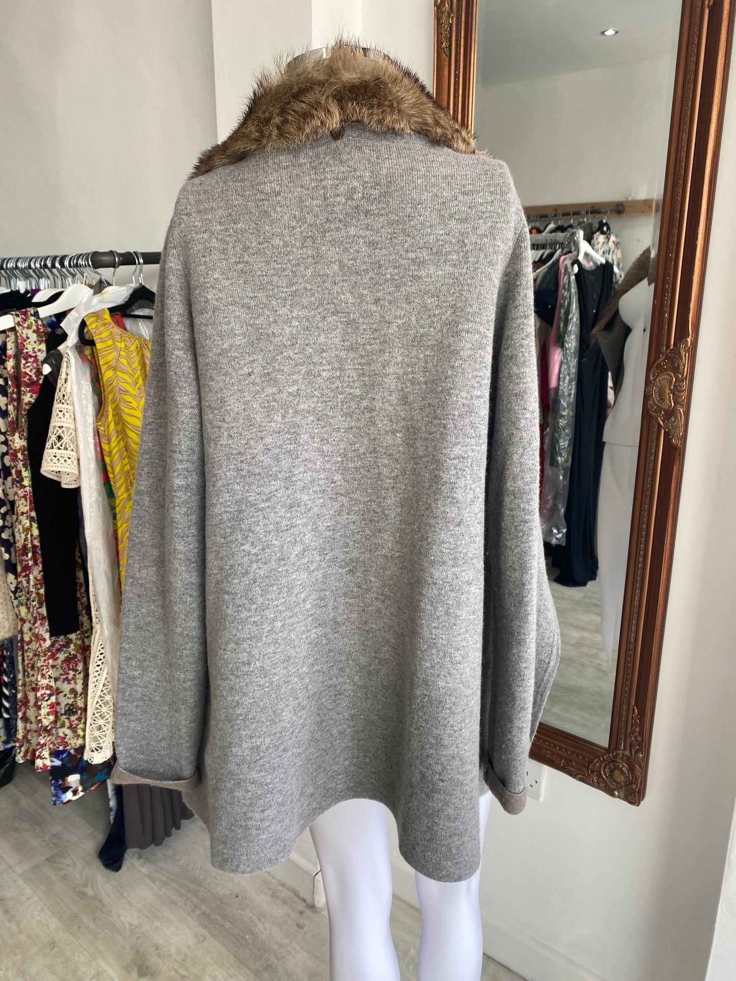 Massimo Dutti cardigan size 8-10