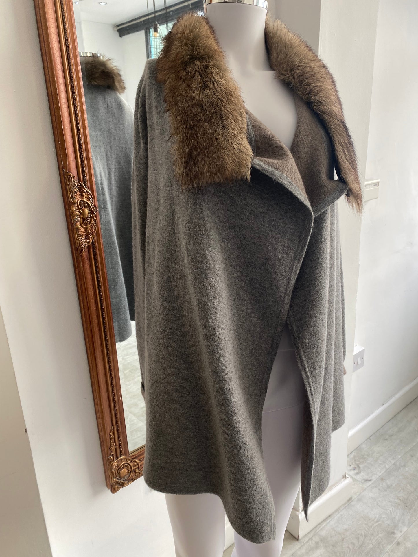 Massimo Dutti cardigan size 8-10