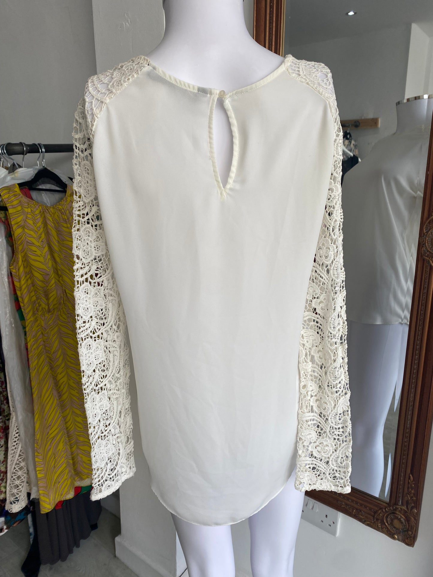 Zara white top with lace sleeves size 8