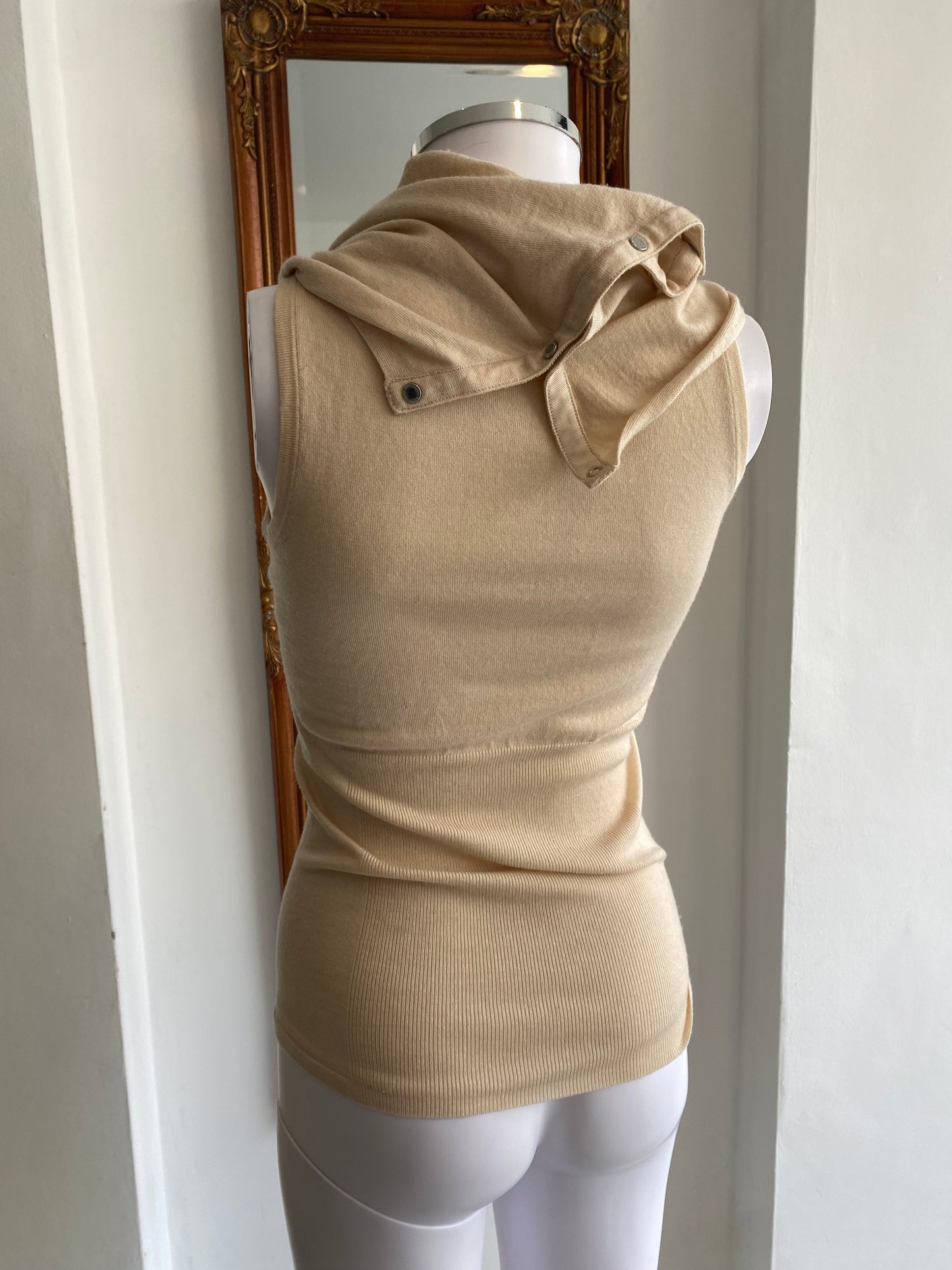 Karen Millen beige knitted top size 8