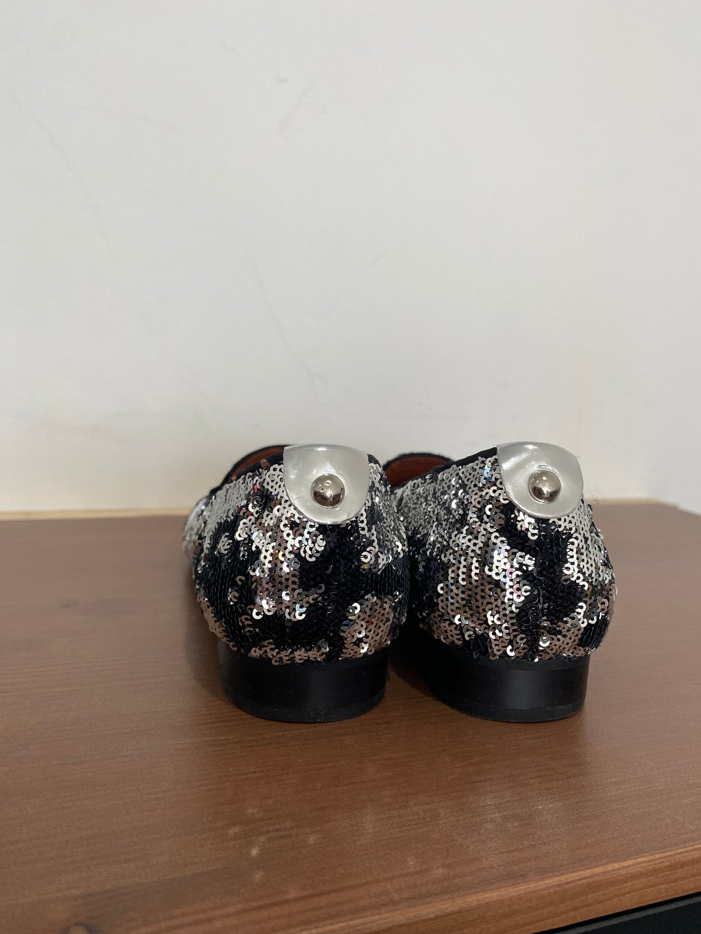 Moda in Pelle Fonder Silver Sequin Loafers Size 5