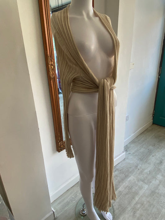 John P Greece Top one size