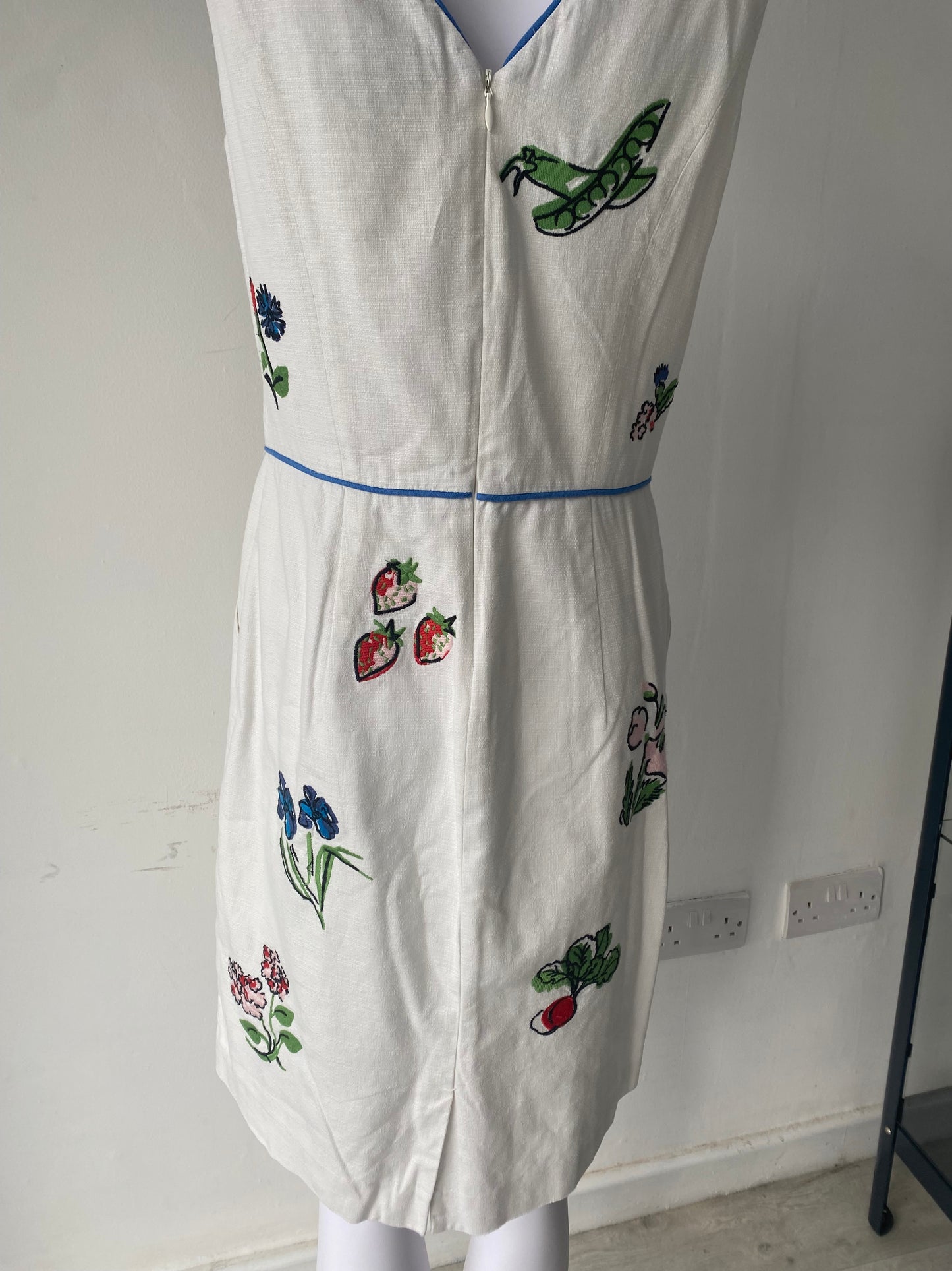 Boden White Dress with Embroidery Size 10