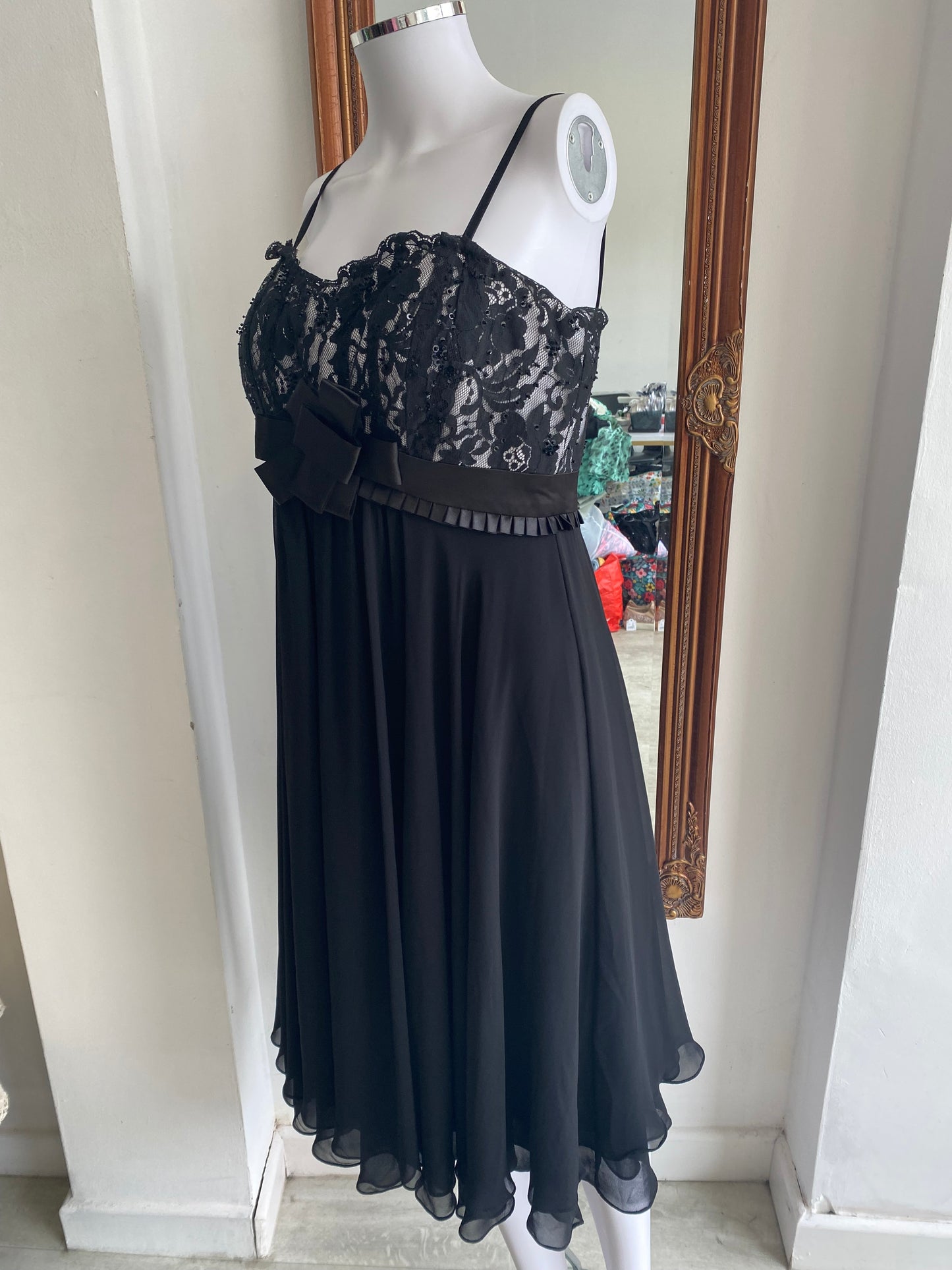 Gina Bacconi black dress size 14