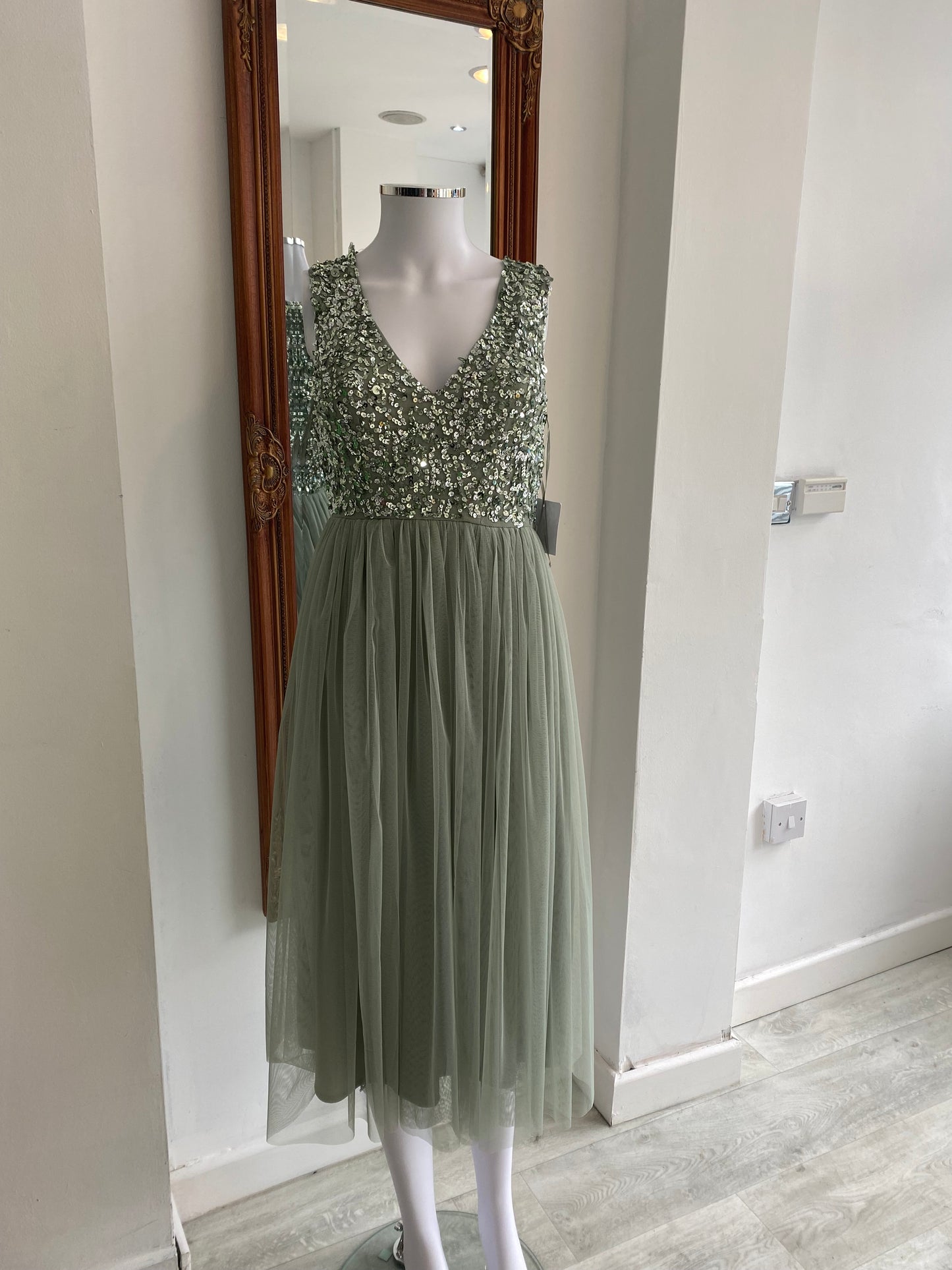 Maya Deluxe Sea Foam Green Dress Size 6-8