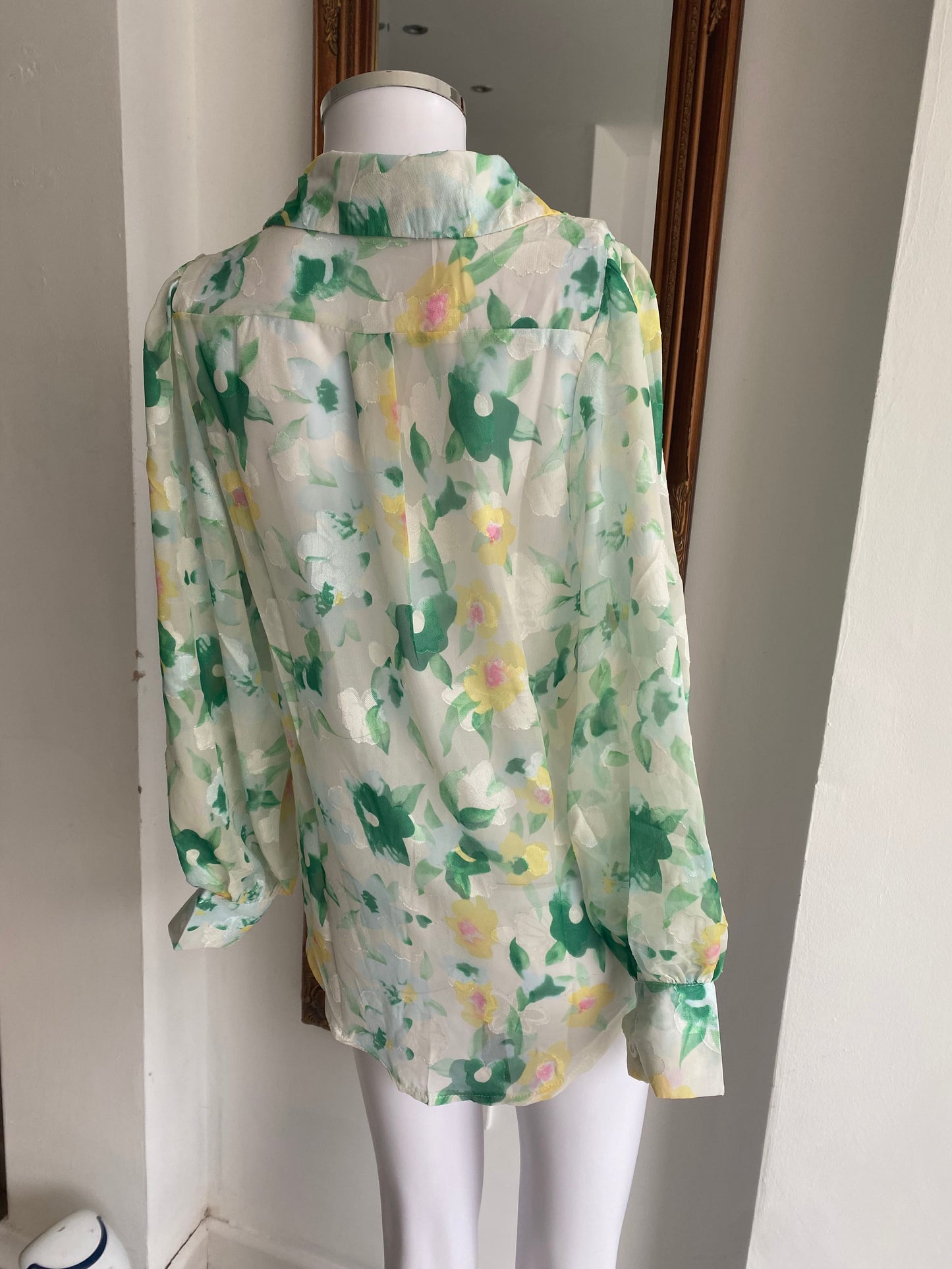 Jay Pask blouse size 8-10