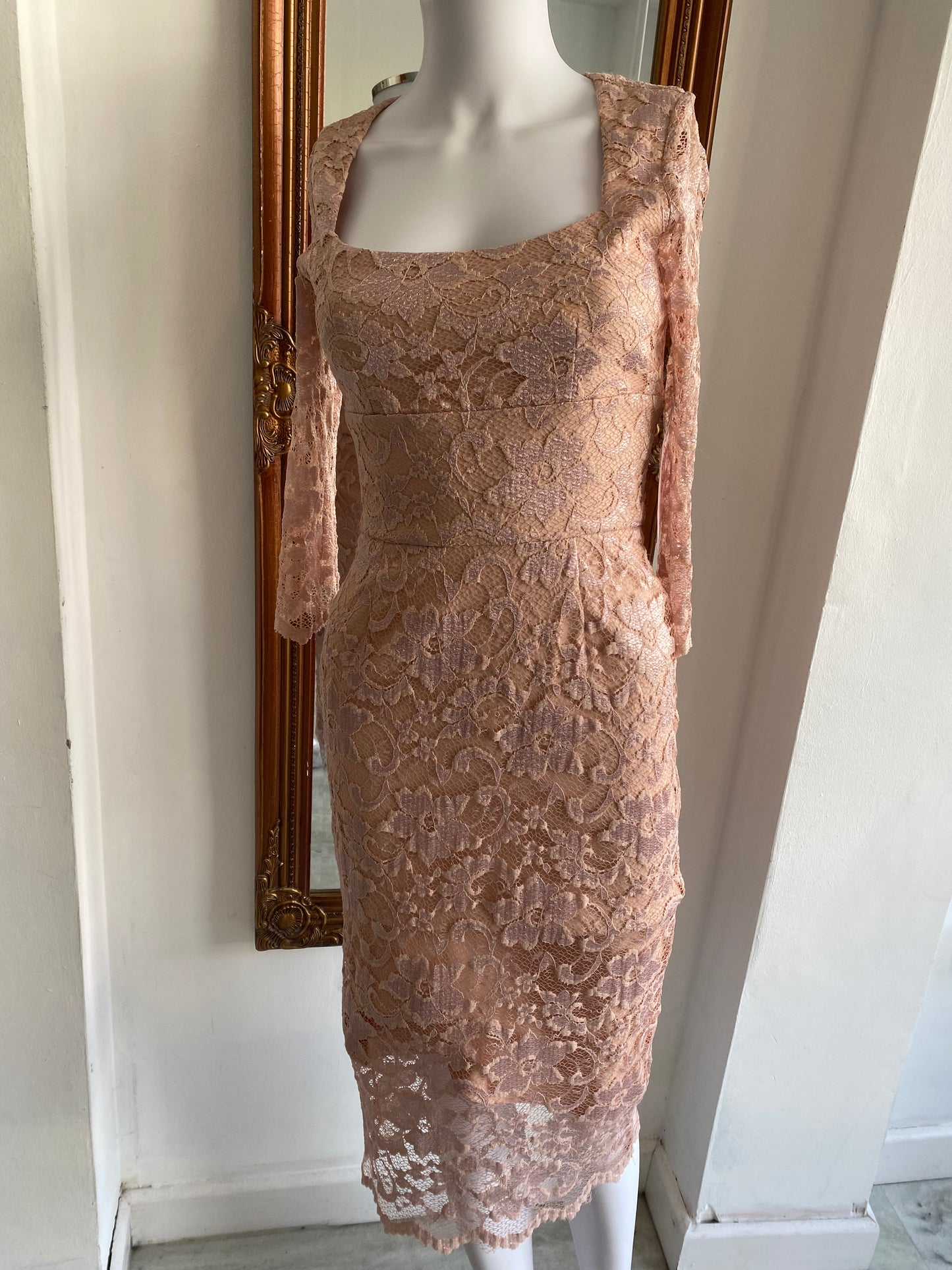 The pretty dress company lace dress size 8