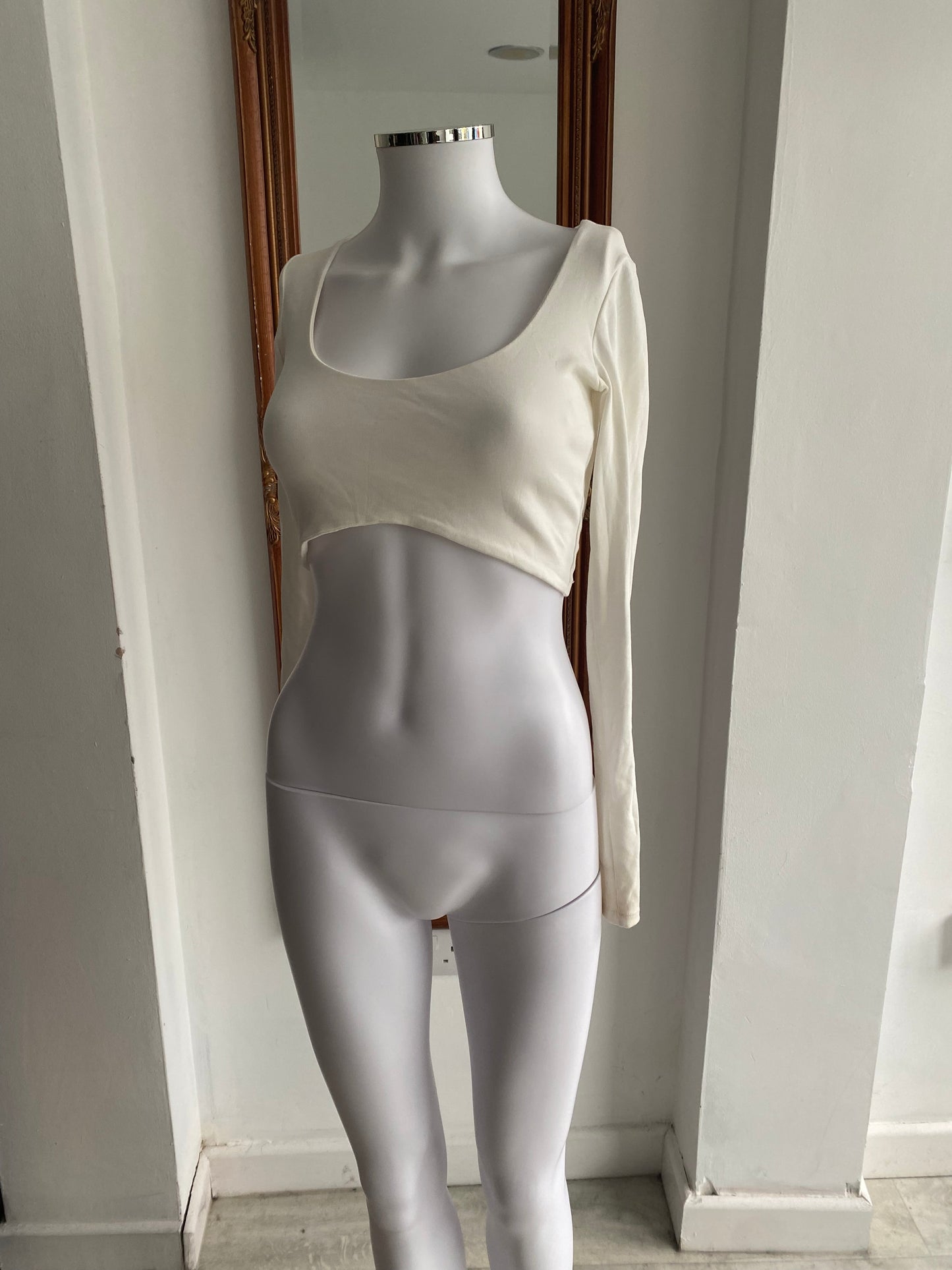 Zara white crop top size 8