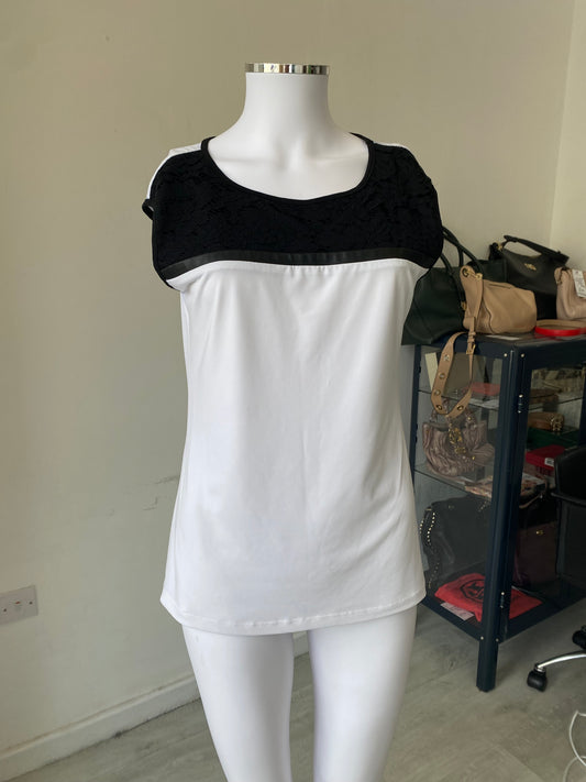 Episode White Tank Top with Black Lace Panel Size 8