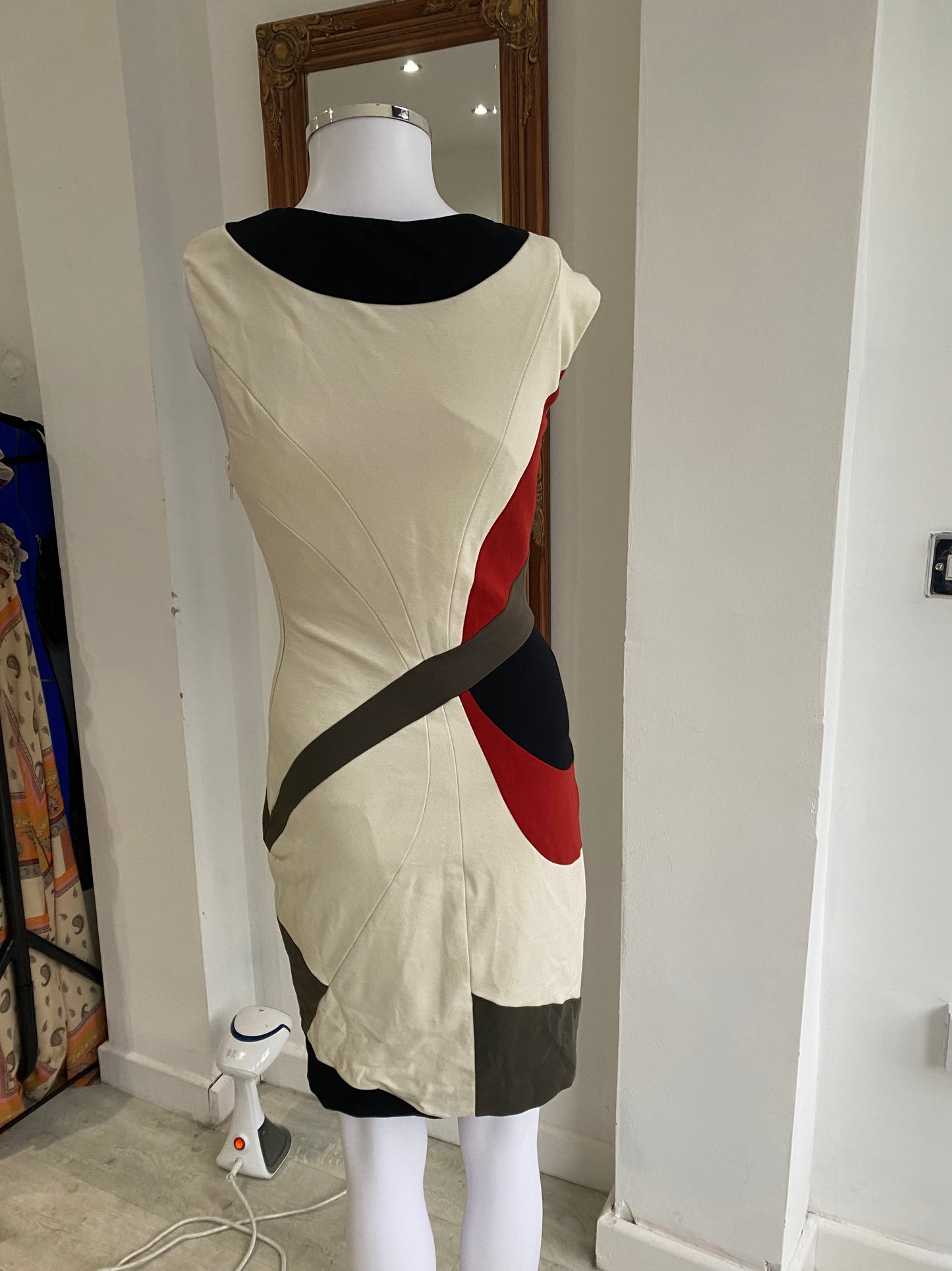 Karen Millen Vintage Colour Block Dress Size 8